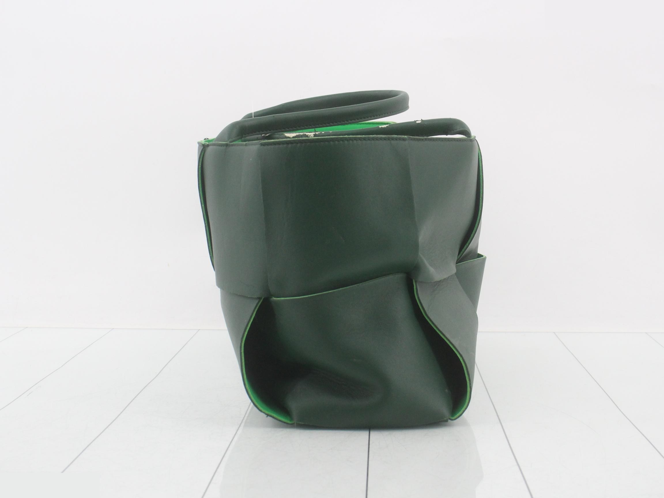 Maxi Intrecciato Arco Tote Bag, Green — view 3