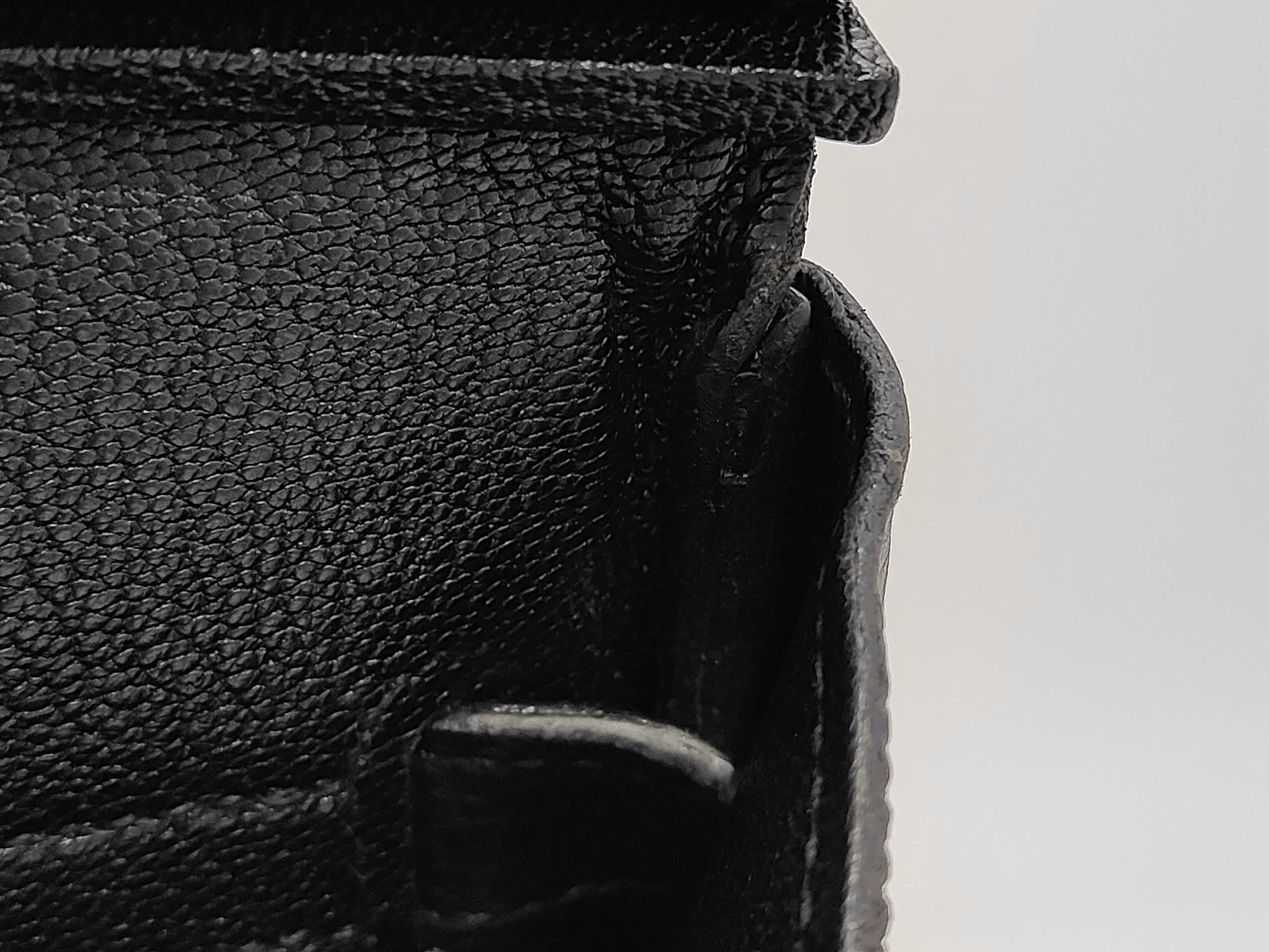 Birkin 30 Gold Hardware L Handbag — view 11