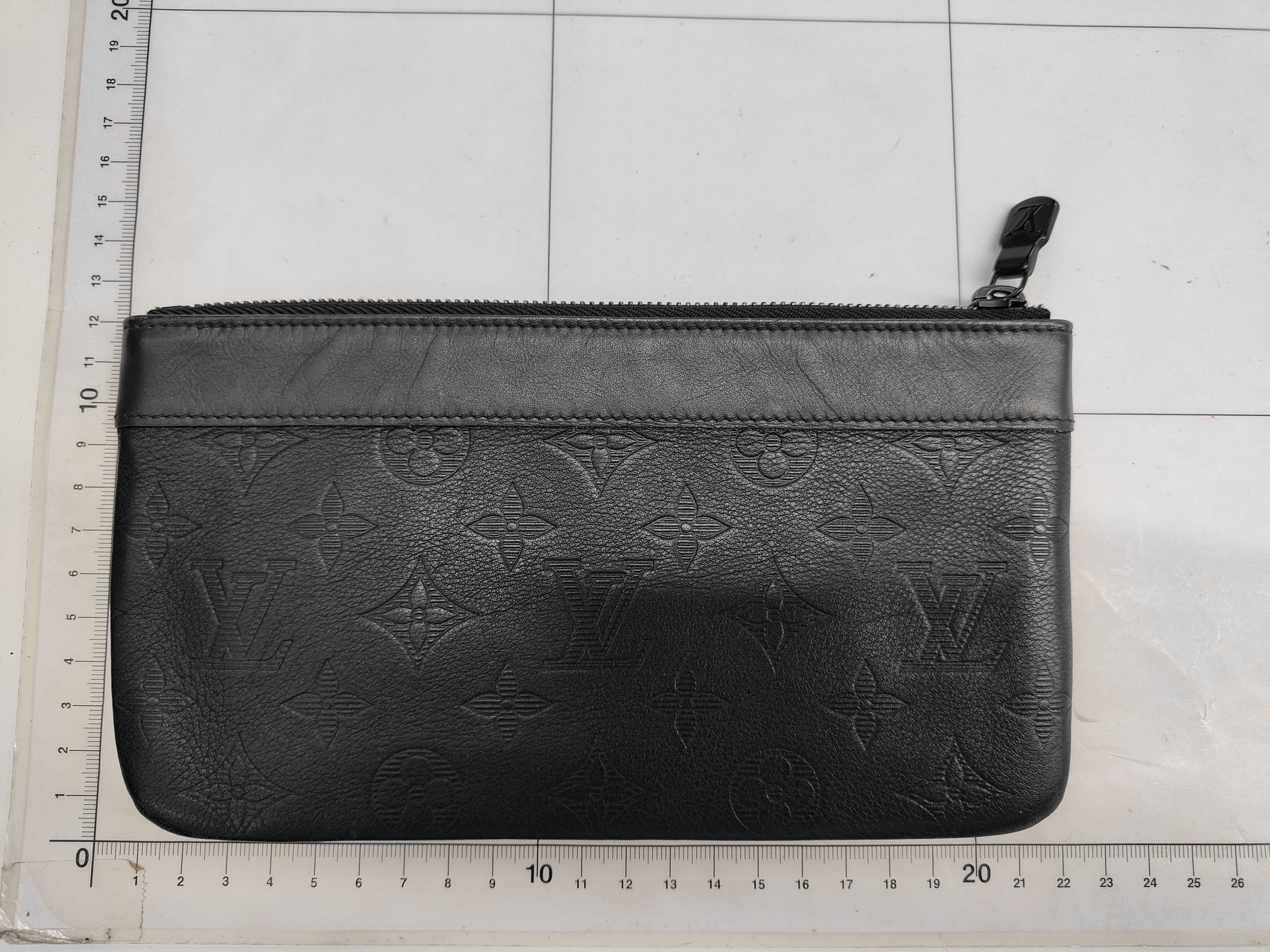 Shadow Pochette Discovery PM SP3109 Pouch — view 2