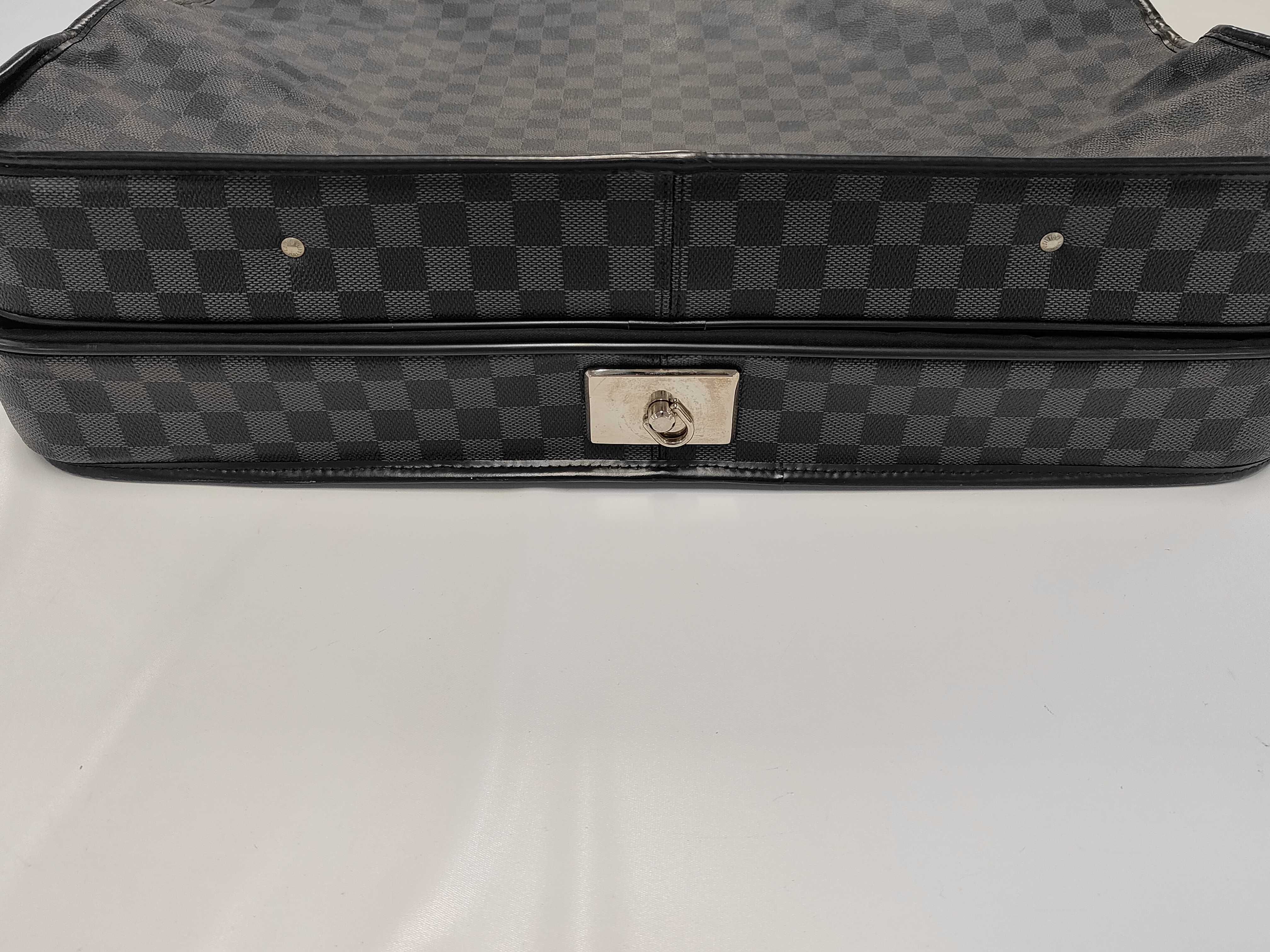 DU- Damier Graphite Garment Cover N41384 BA3164 Bag — view 4