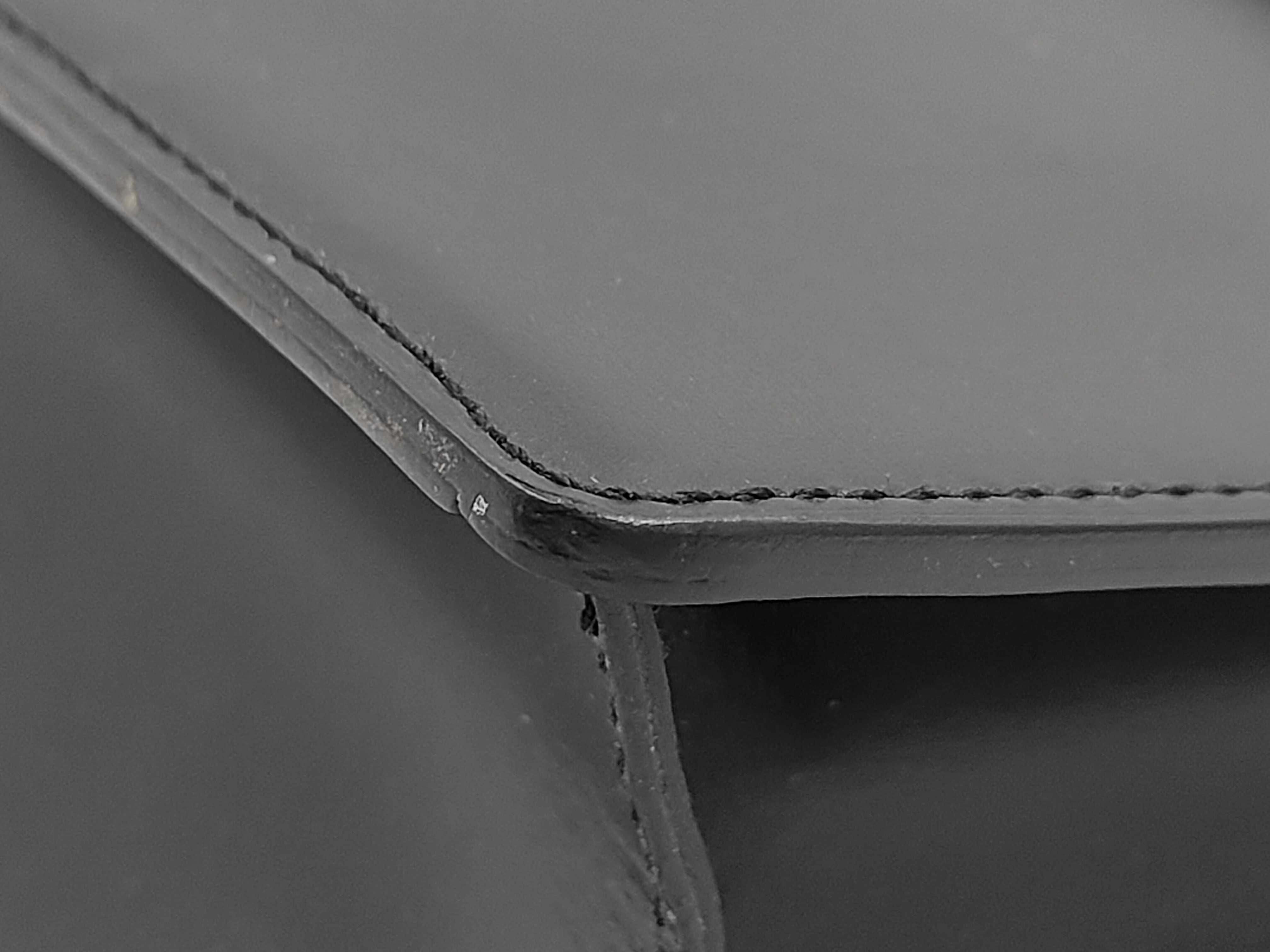 handbag — view 4