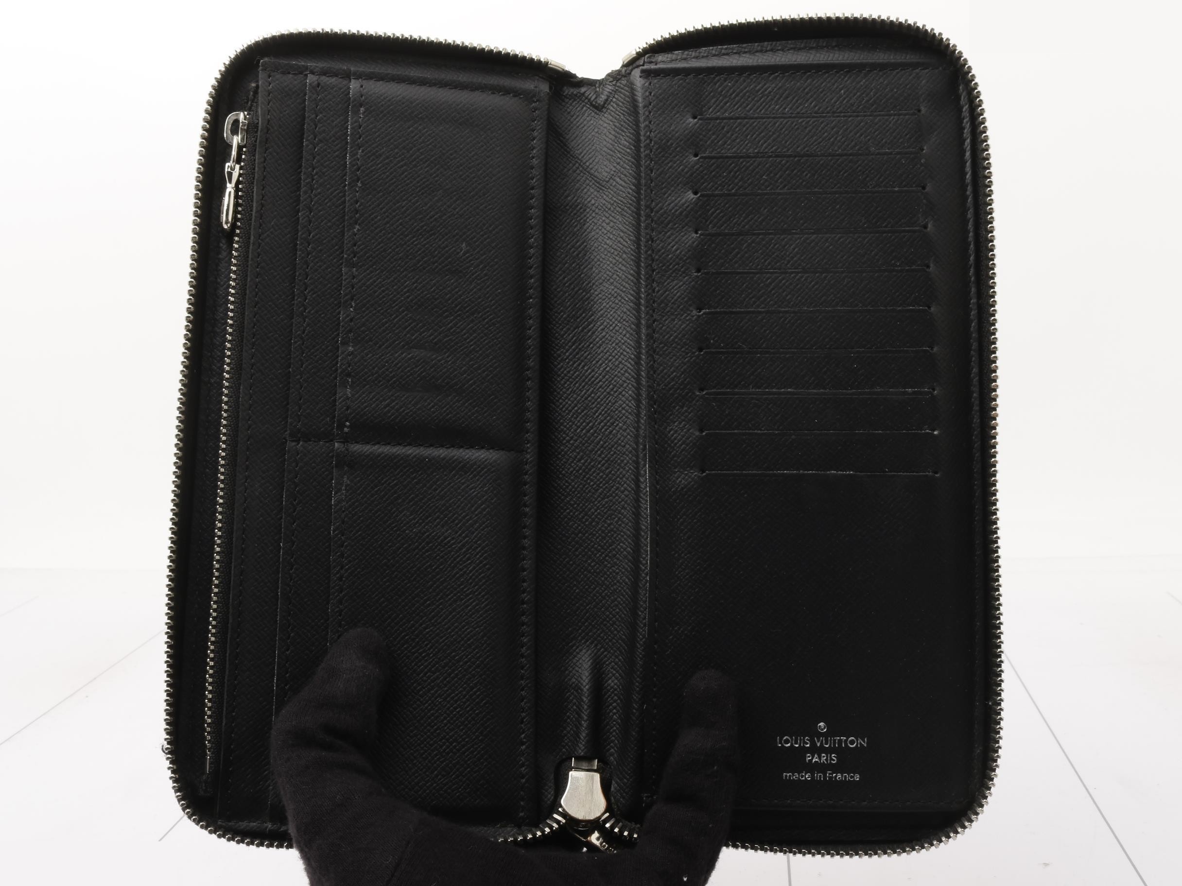 zippy wallet vertical — view 5