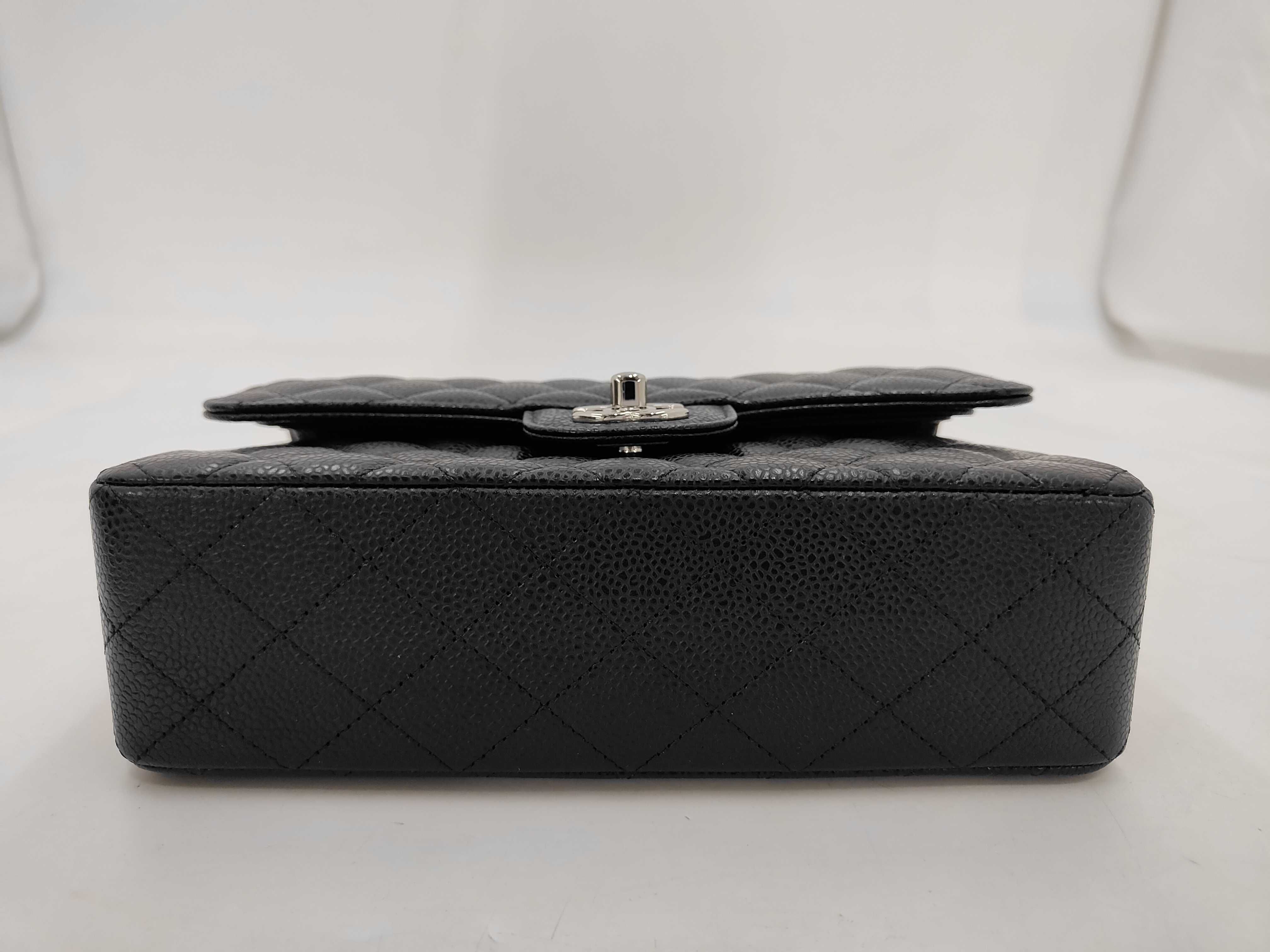 Matelassé 23 Caviar Double Flap Double Chain Shoulder Bag — view 4