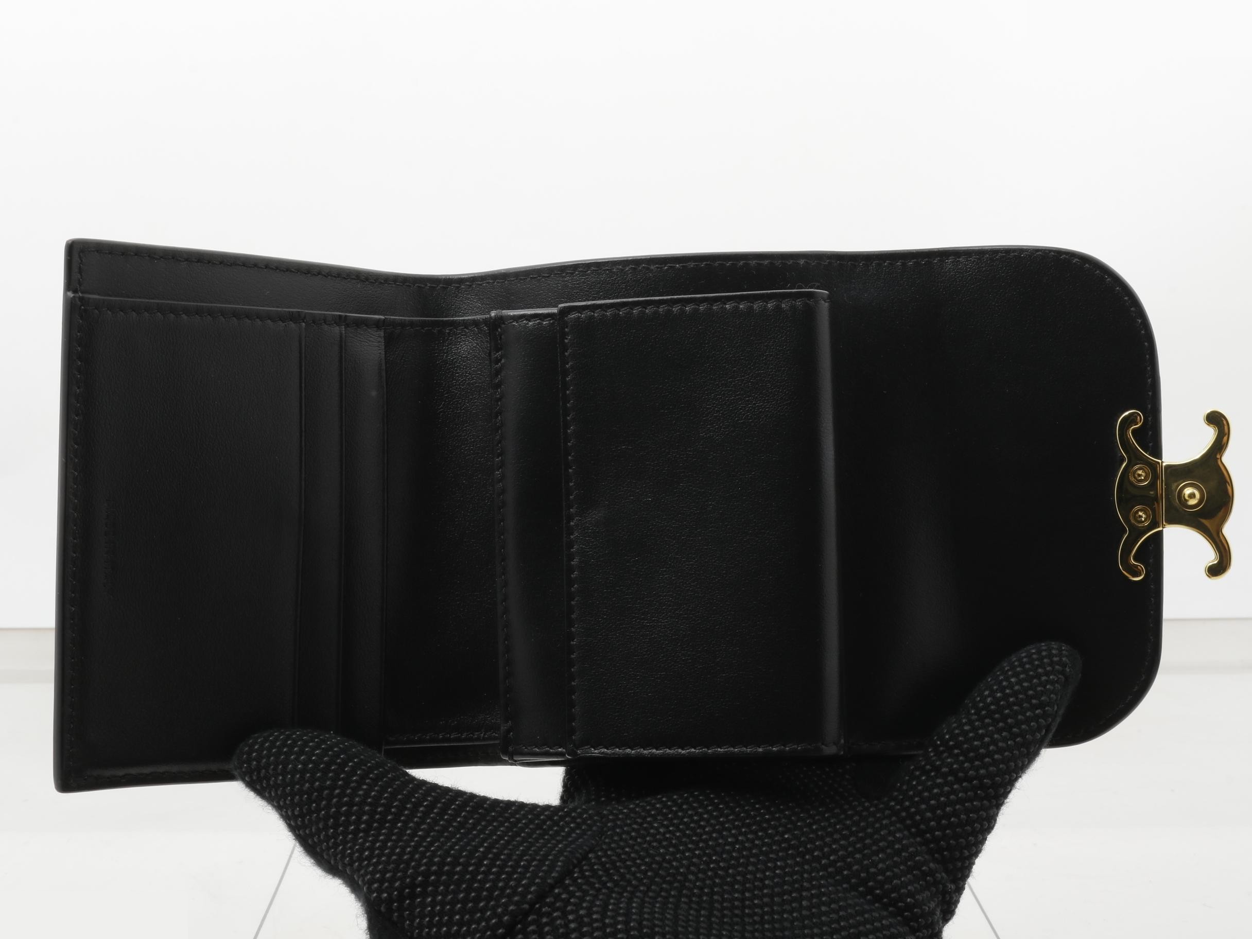 Triomphe Small Flap Wallet — view 4