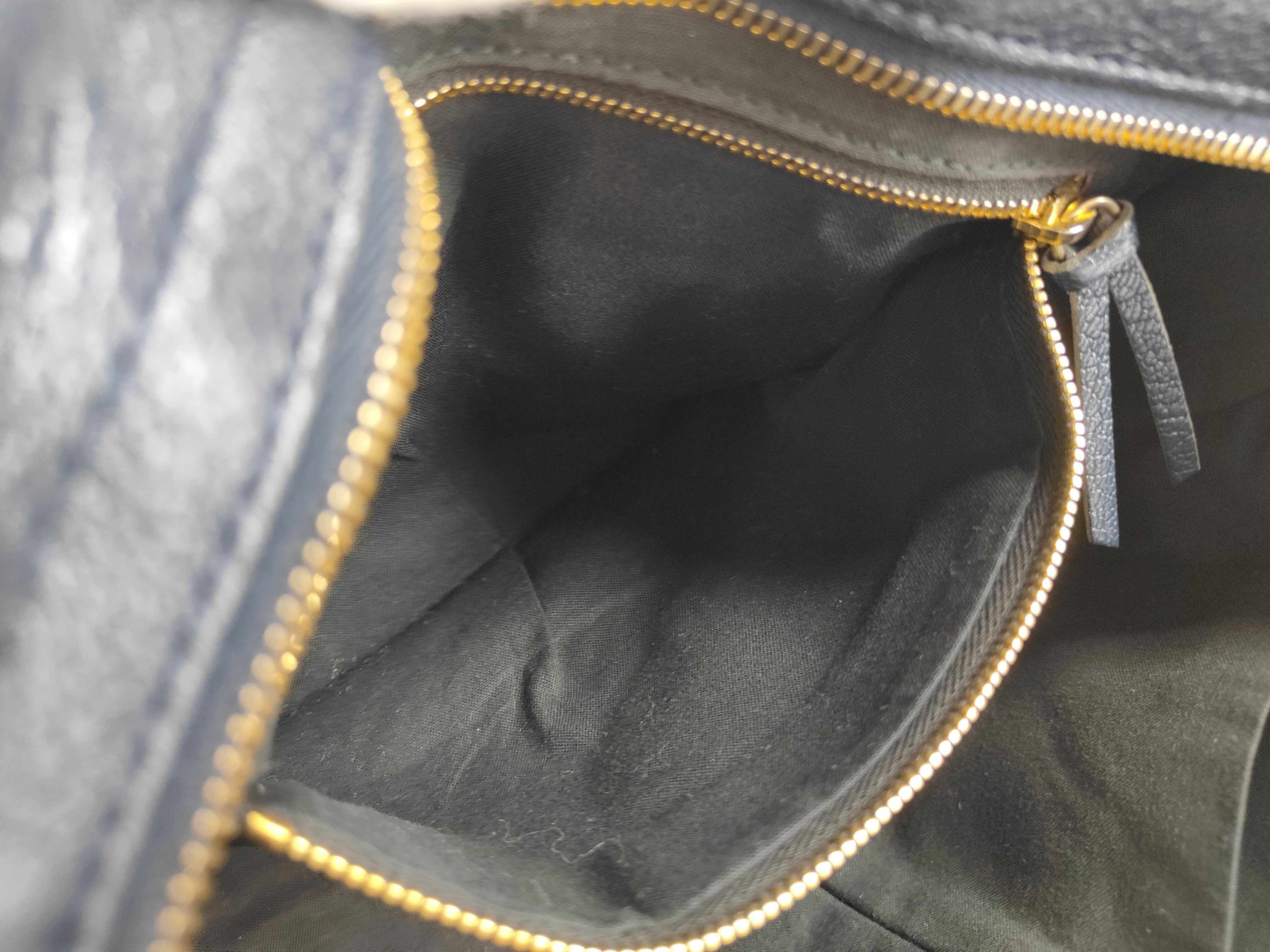 The City Classic City Bag Tote Bag — view 14