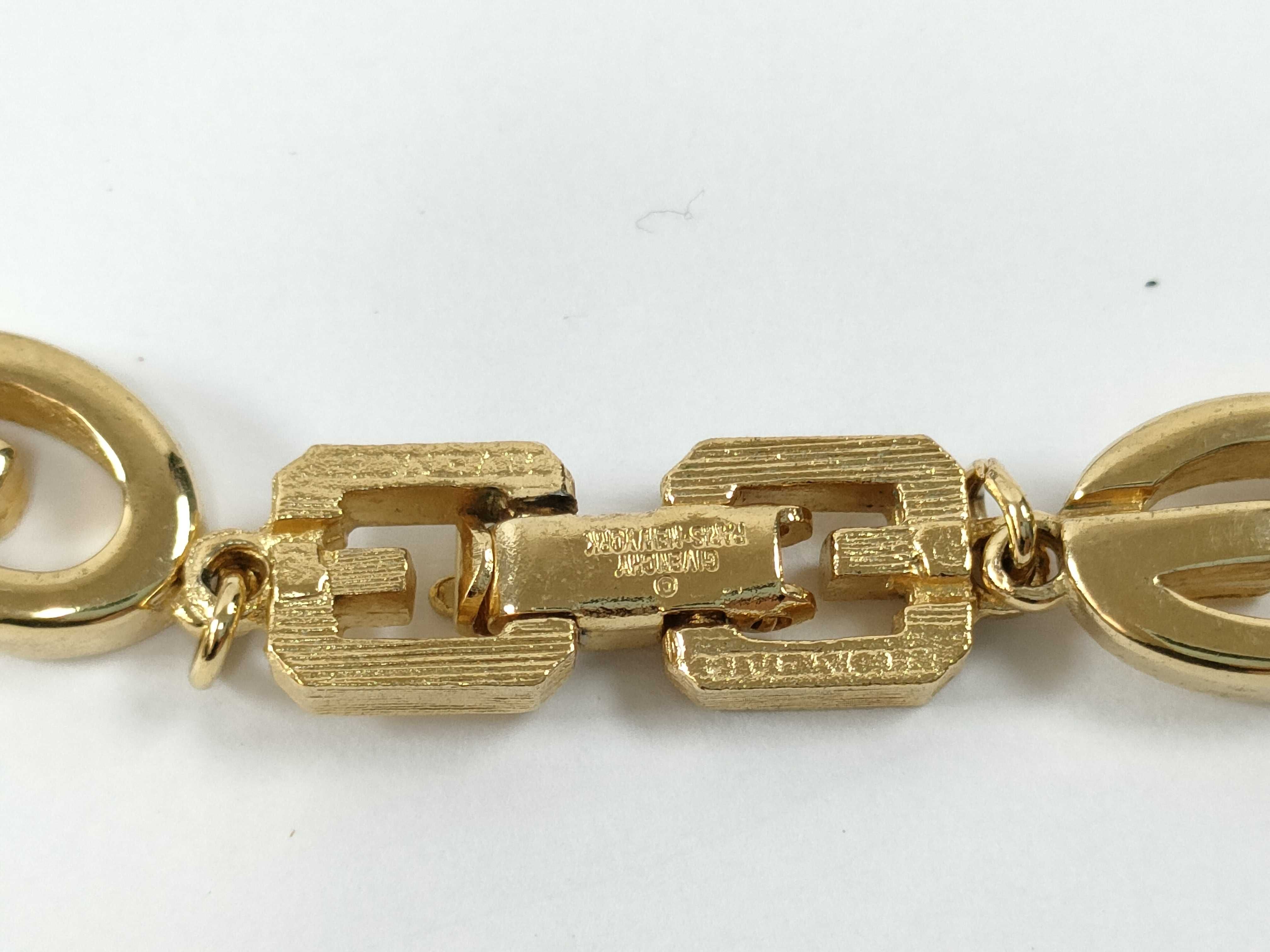 Vintage Gold Long Necklace with G Logo — view 5