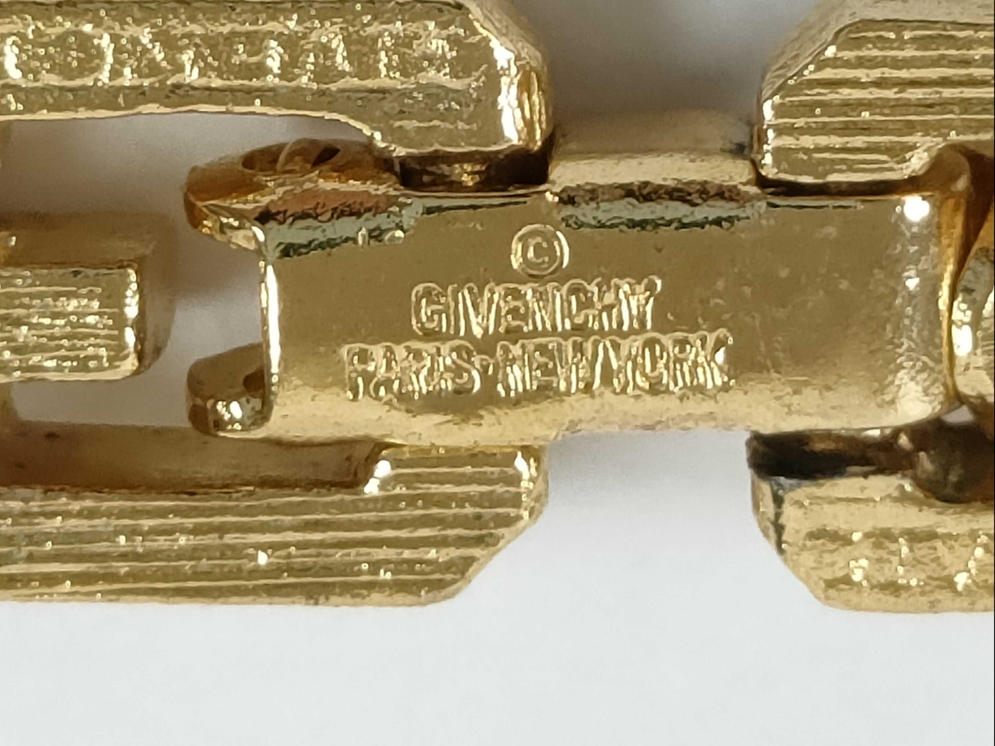 Vintage Gold Long Necklace with G Logo — view 6