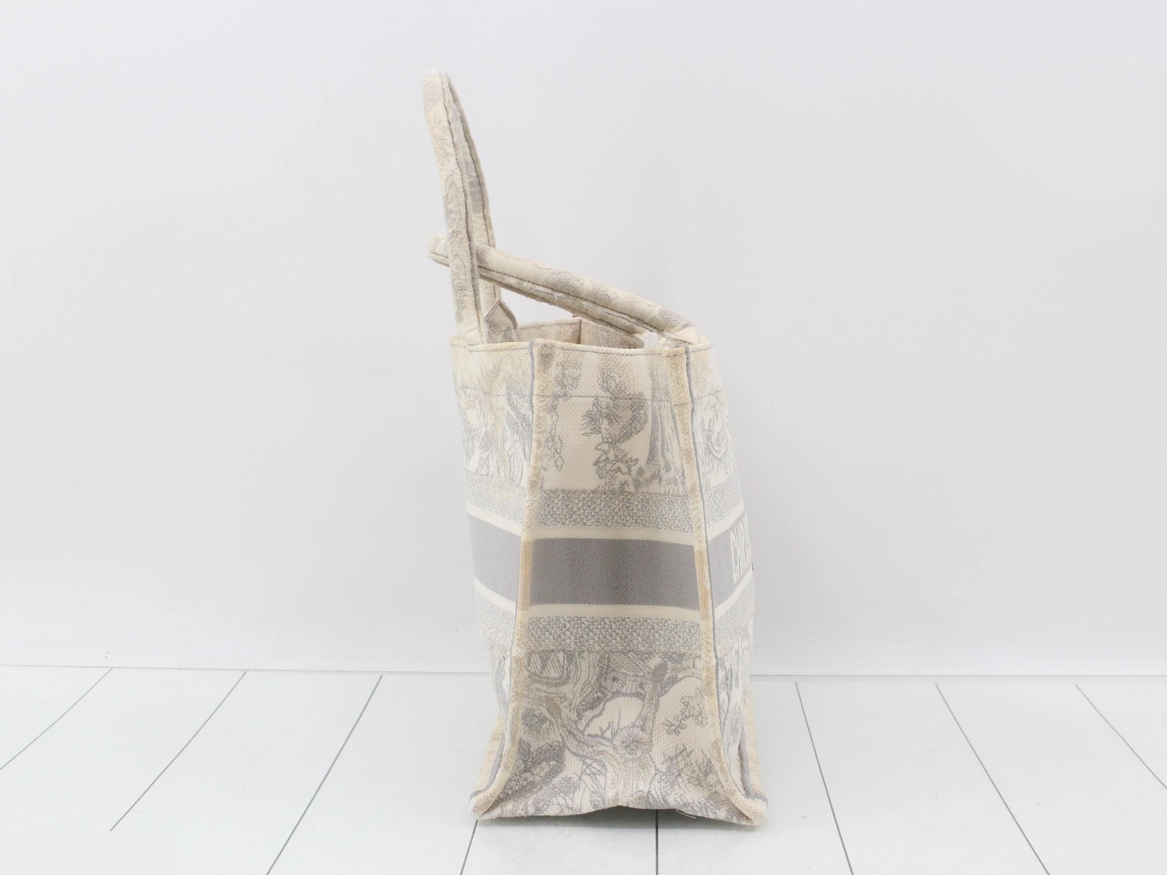 Trotter (bag) Book Tote Medium — view 4