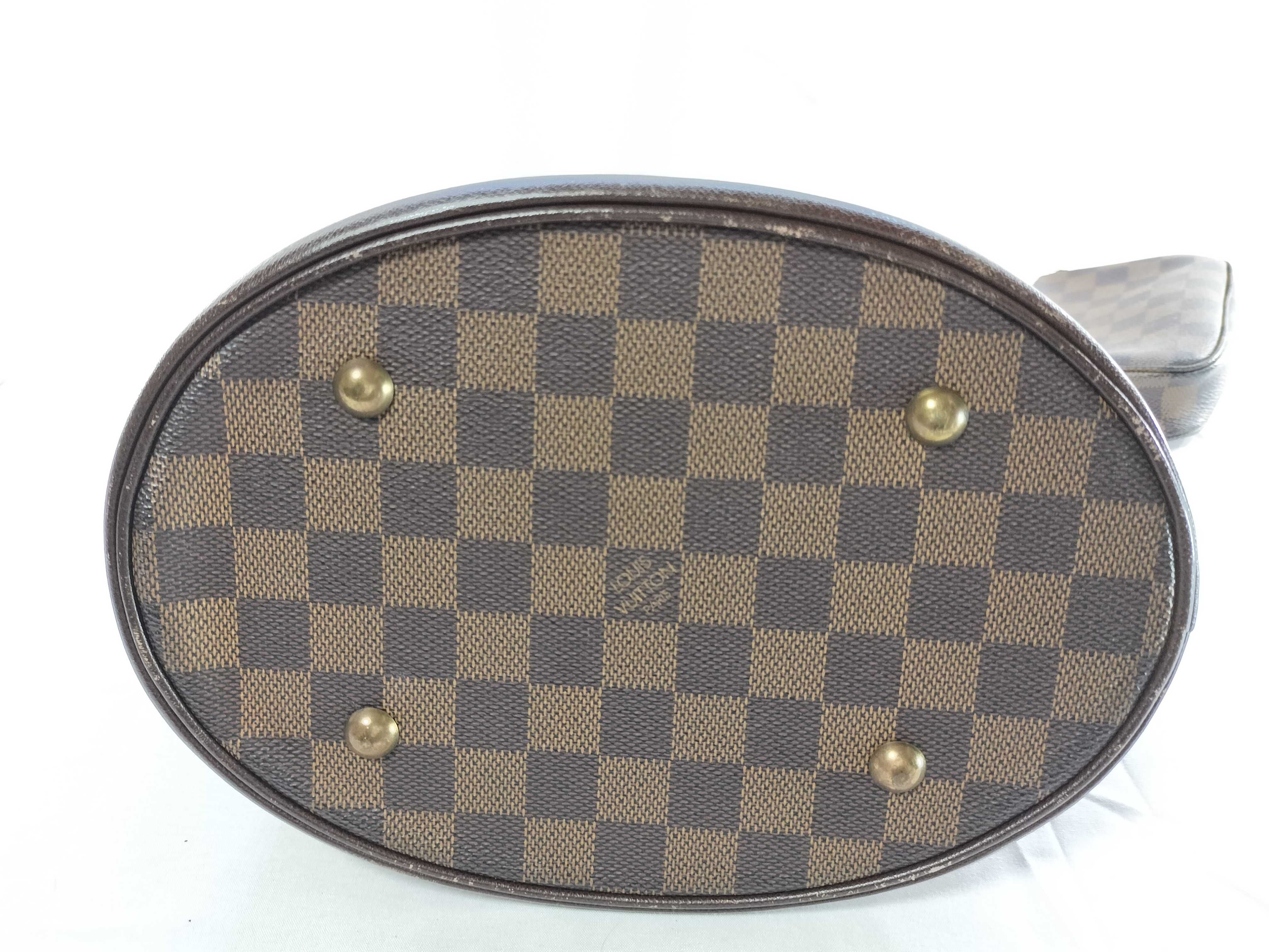 Damier Bucket PM Tote Bag with Pouch — view 4