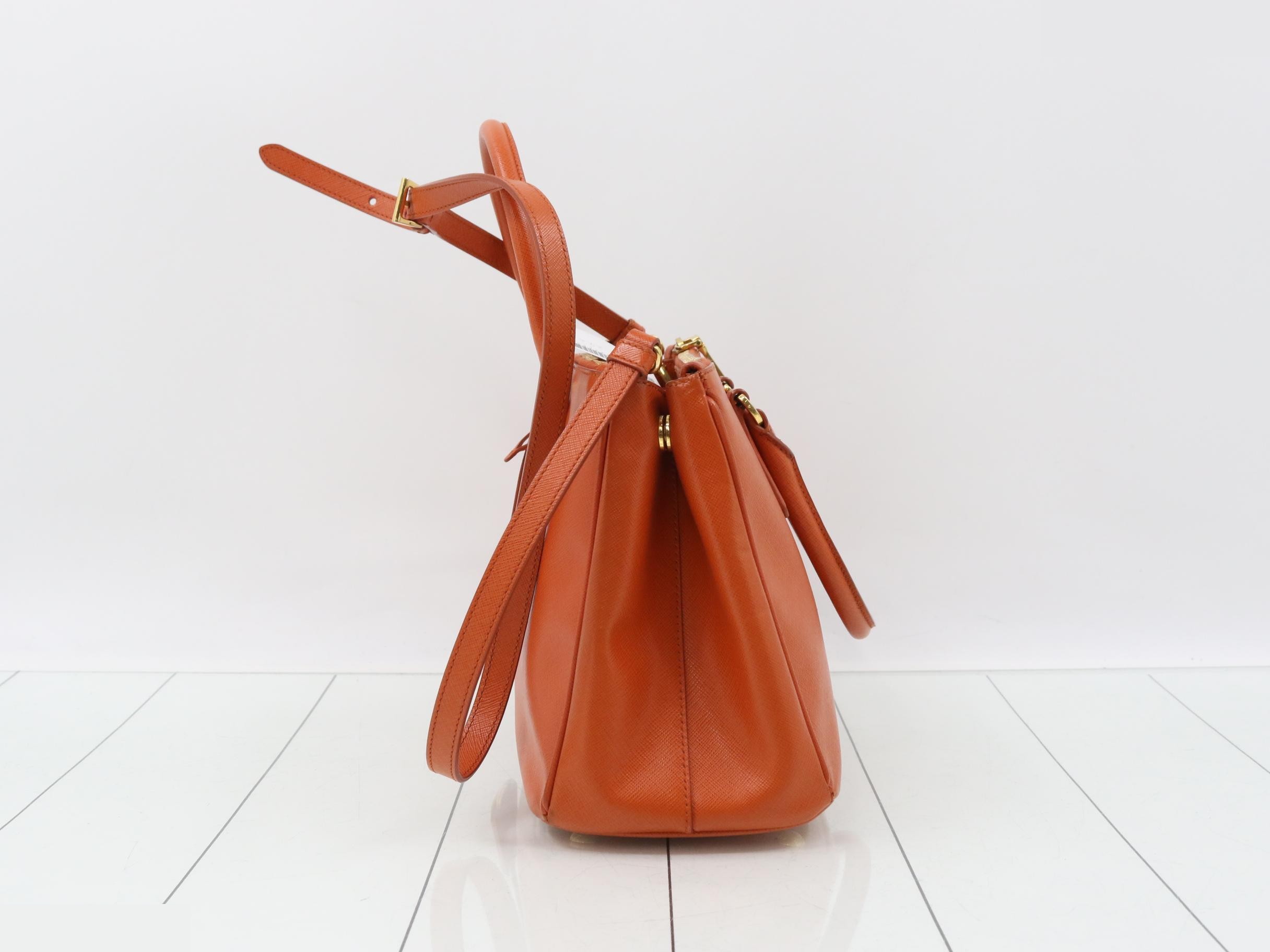 Galleria Saffiano Triangle Plate 2-Way Shoulder/Handbag — view 3
