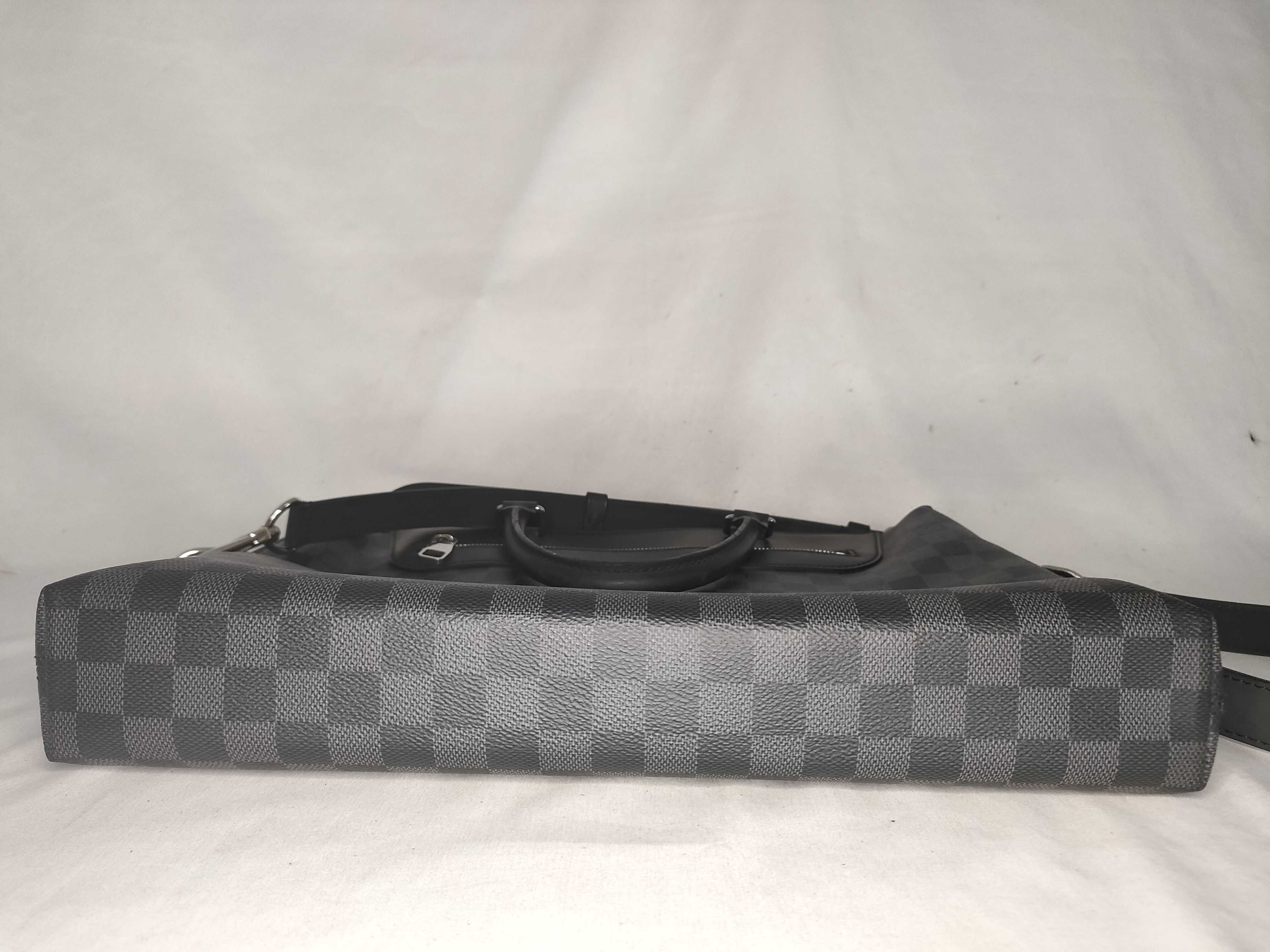 Damier Graphite Louis Vuitton Handbag — view 8