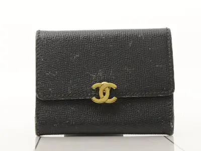 Tri-fold card case, item number 5
