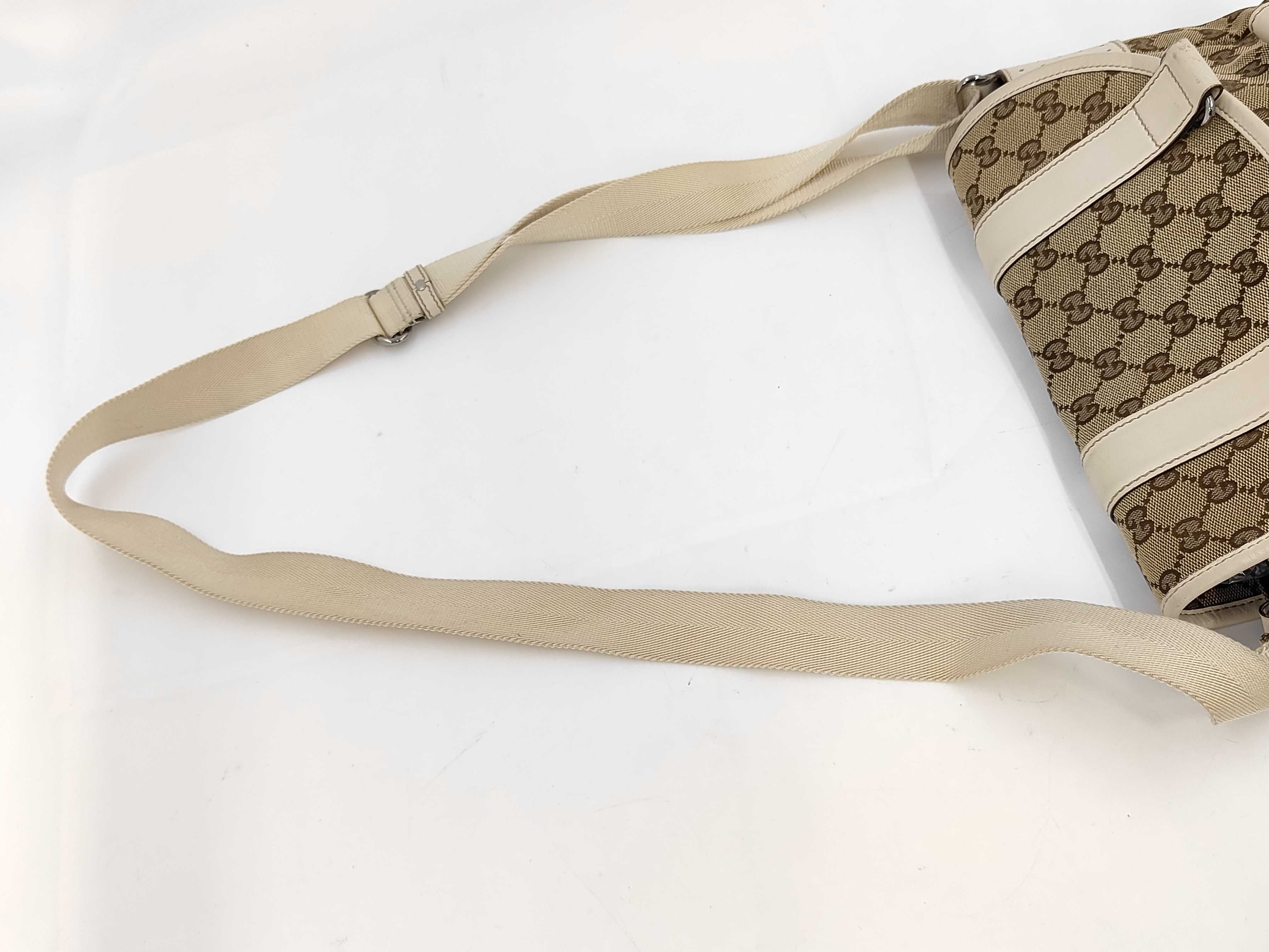 GG Canvas Body Bag Shoulder Bag 145858 Shoulder Bag — view 5