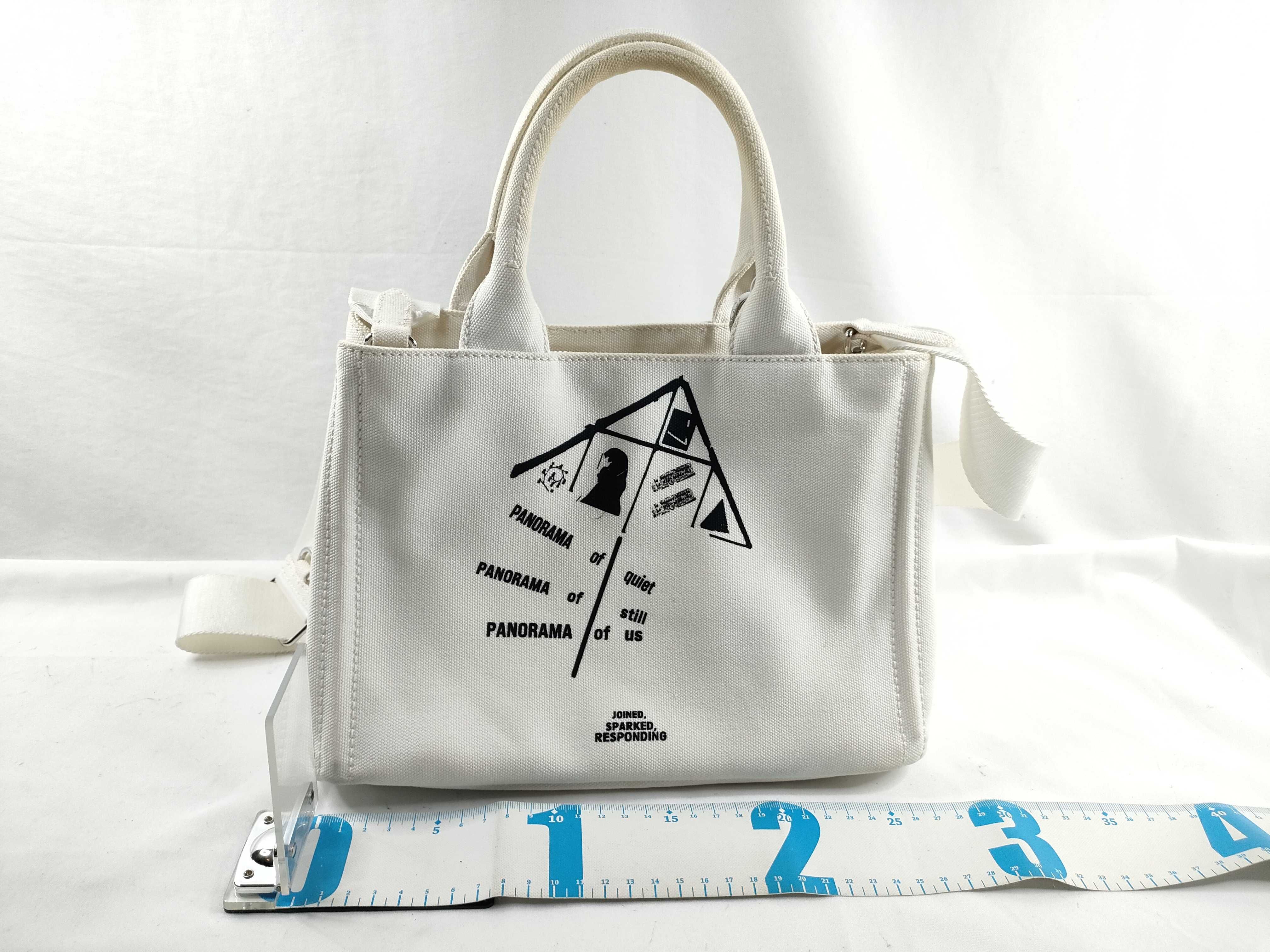 CANAPA SYMBOLS 2WAY Canapa Handbag + Handbag with Triangle Loco Charm — view 2