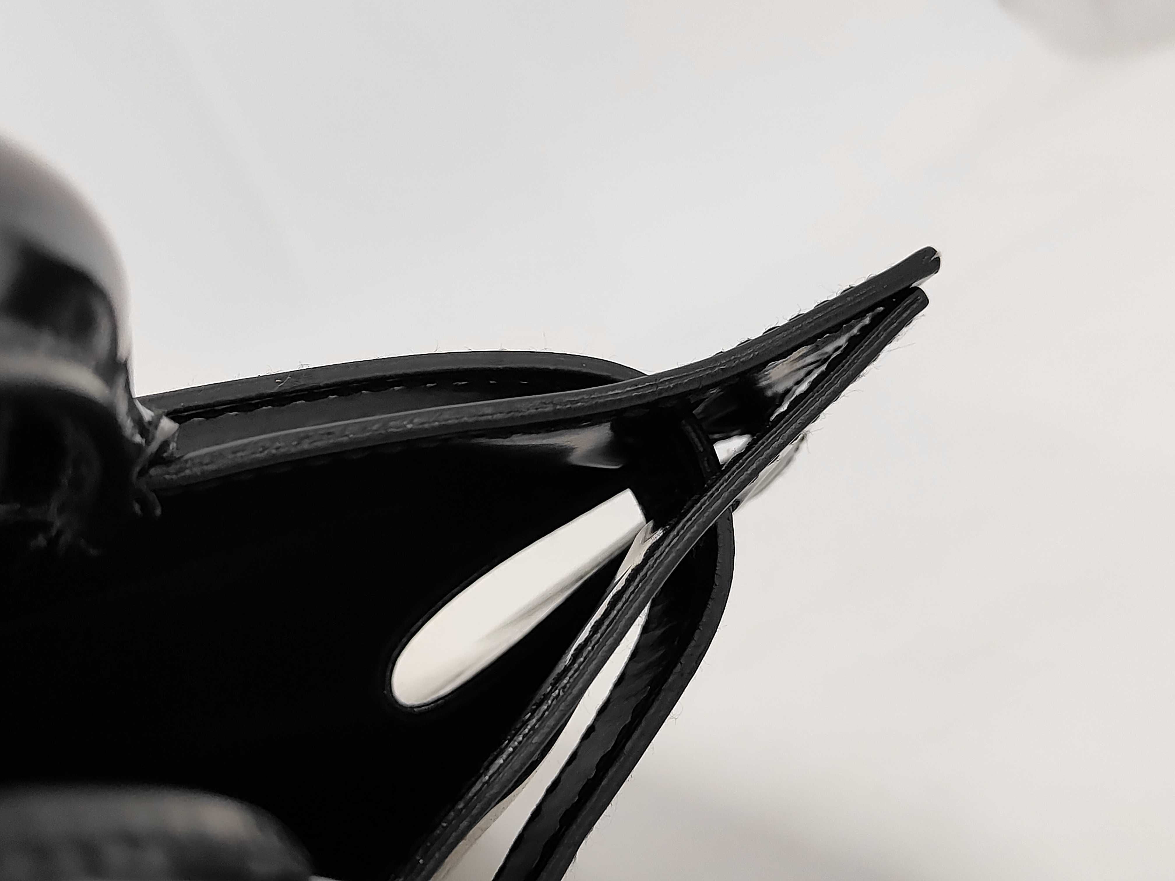 bag/tote/leather handbag — view 10