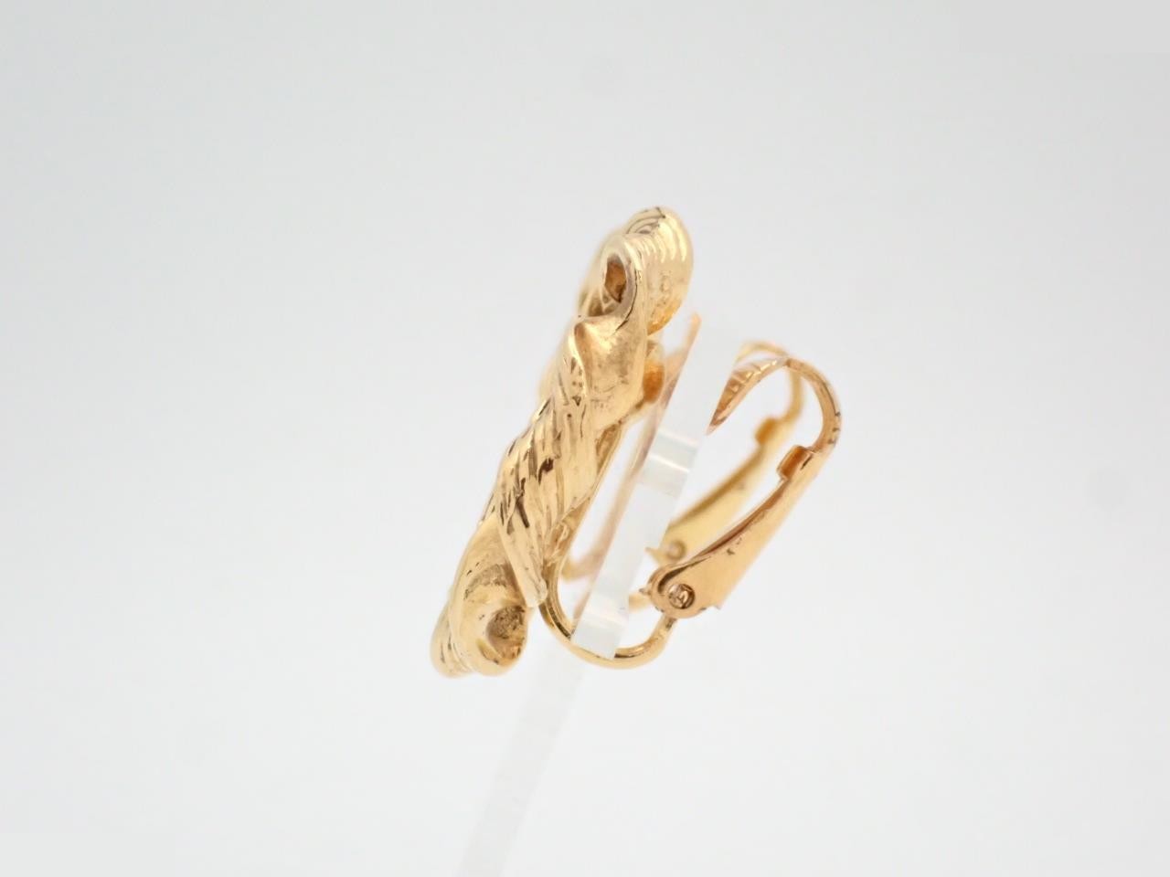 Twist Circle Coco Mark Earrings 2239 Earrings — view 3