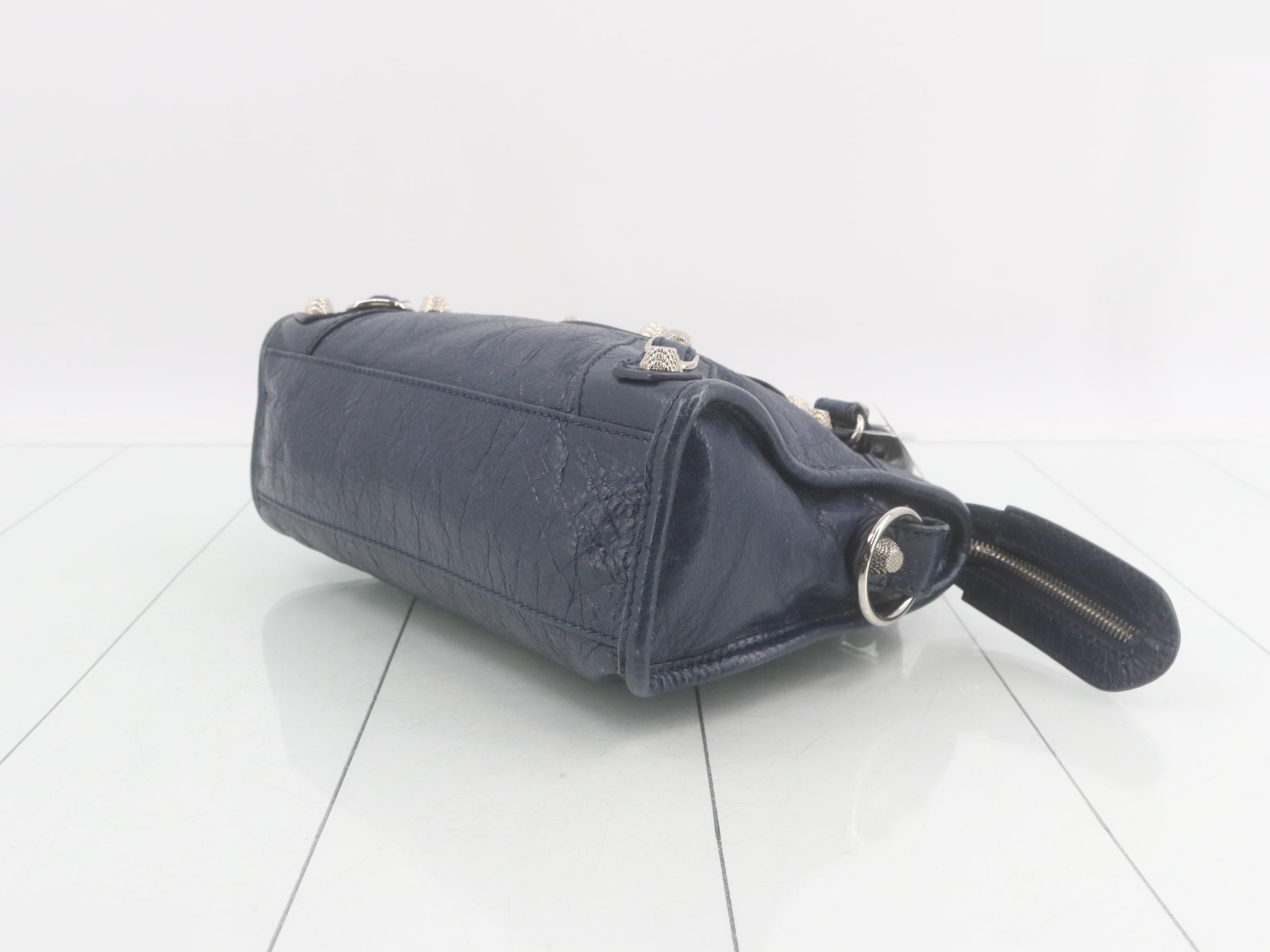 Giant City Shoulder Bag, Leather, Navy — view 6