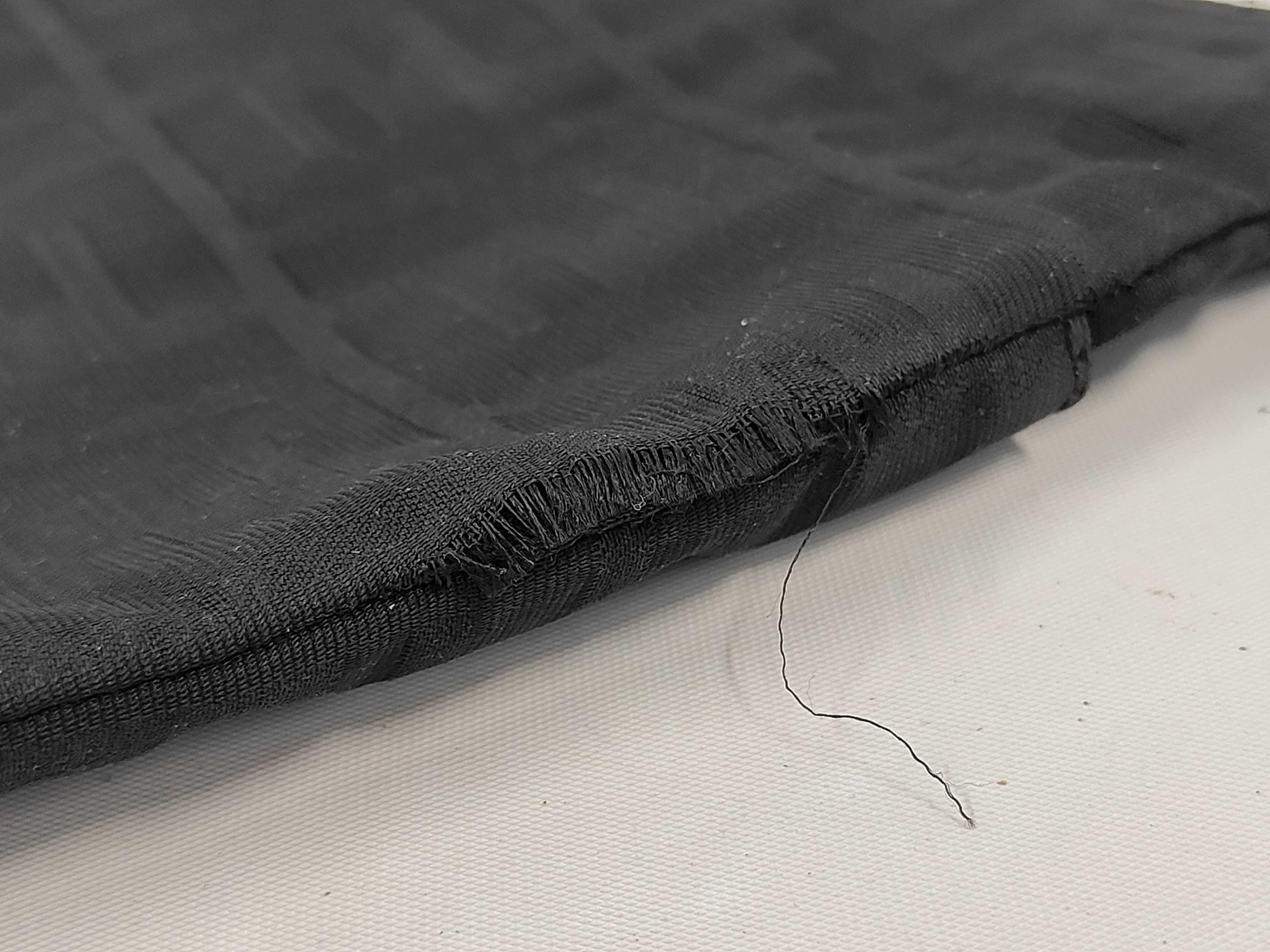 black shoulder bag — view 3