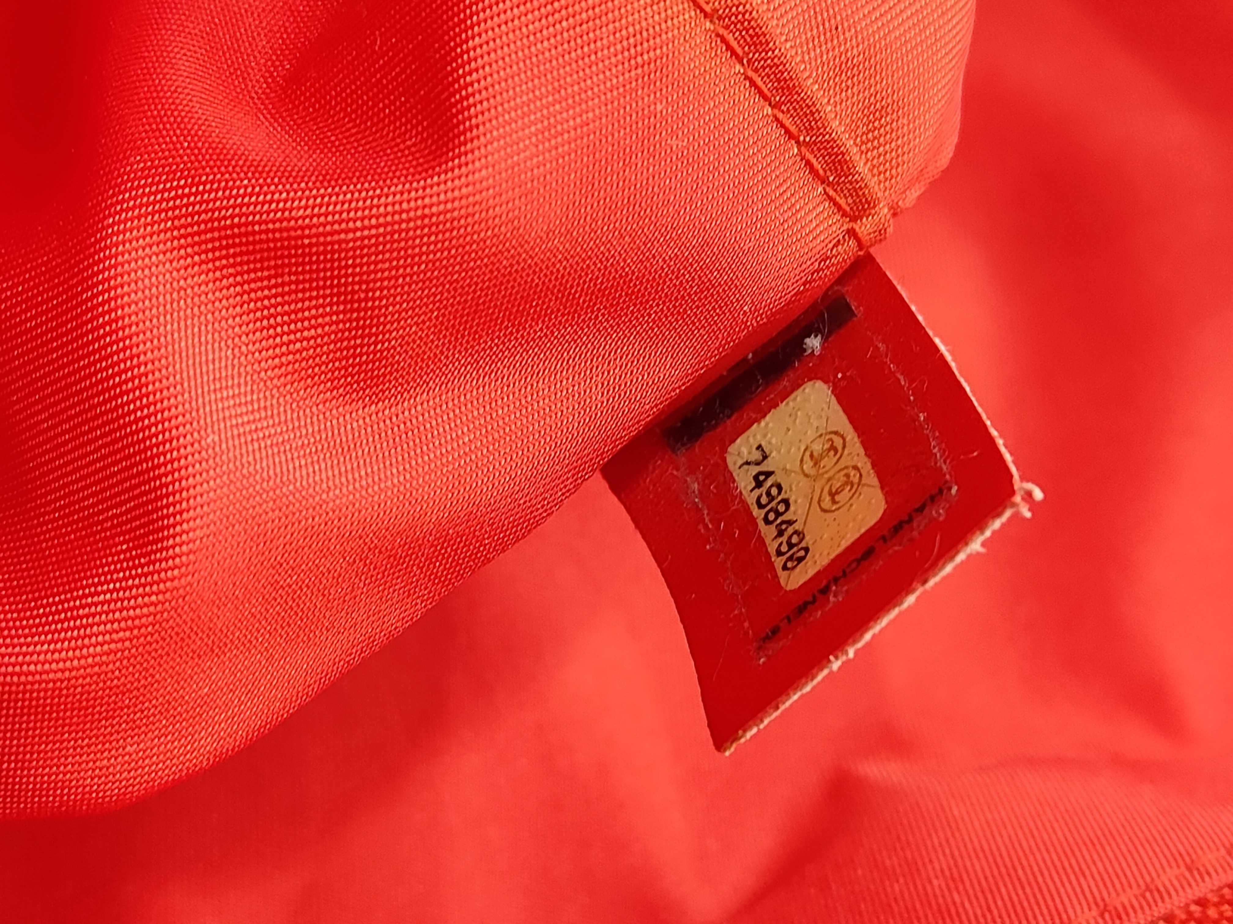 New Travel Line Tote Bag (Red) — view 11
