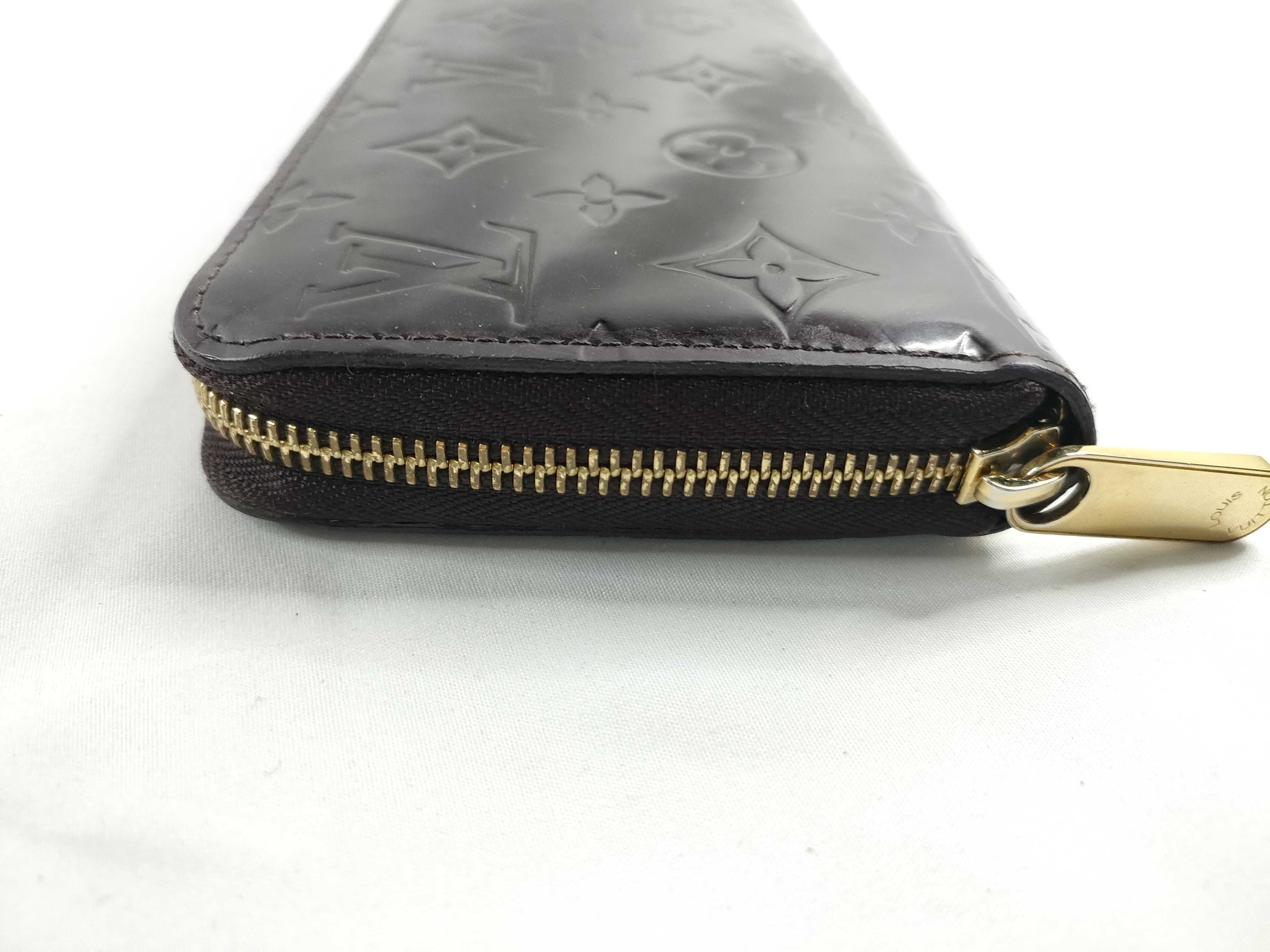 Vernis Louis Vuitton Zippy Wallet Amarante Wallet — view 5