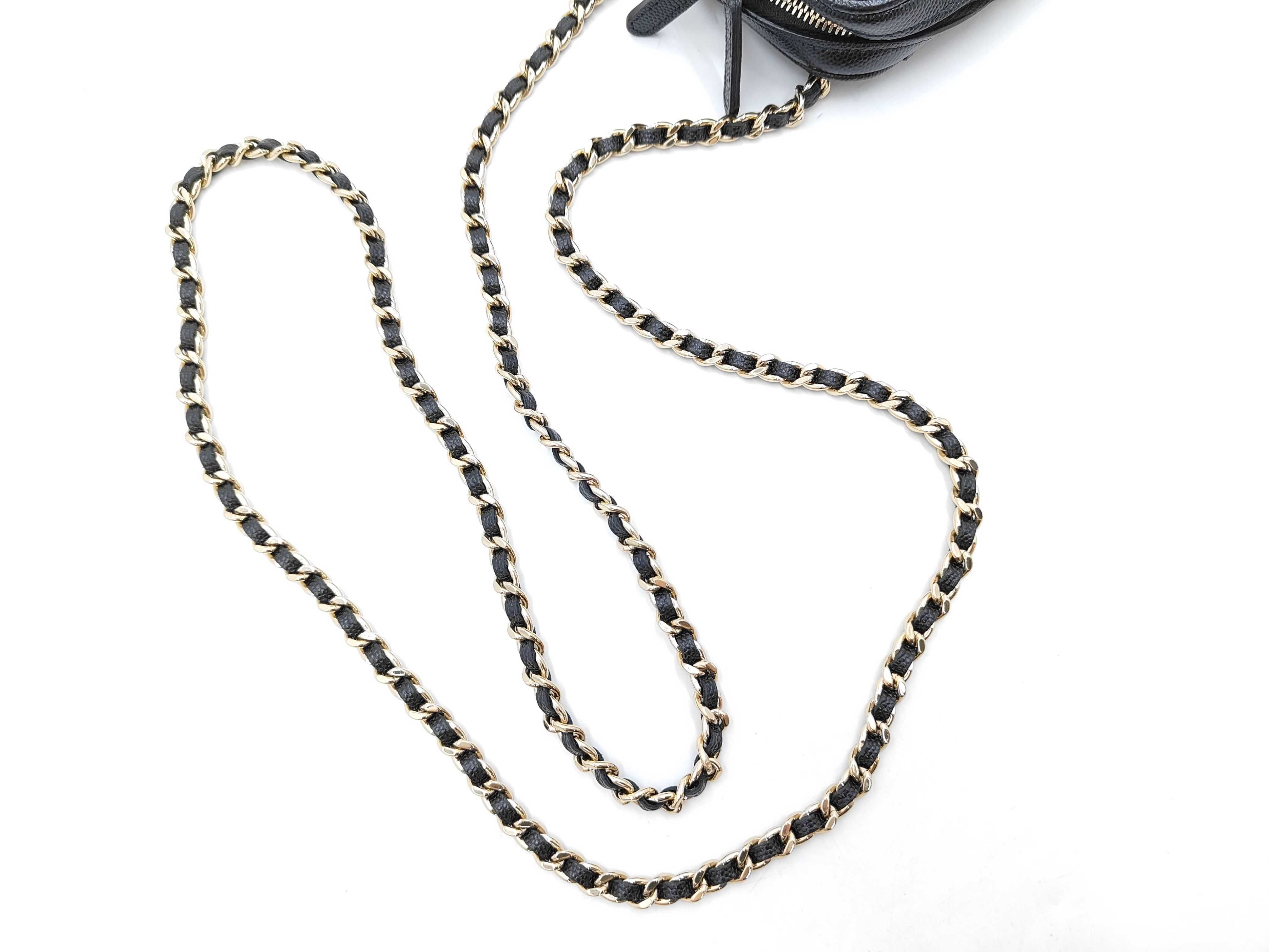 Matelassé Chain Shoulder Pouch, Black Caviar Leather, Gold Hardware, Shoulder Bag — view 3