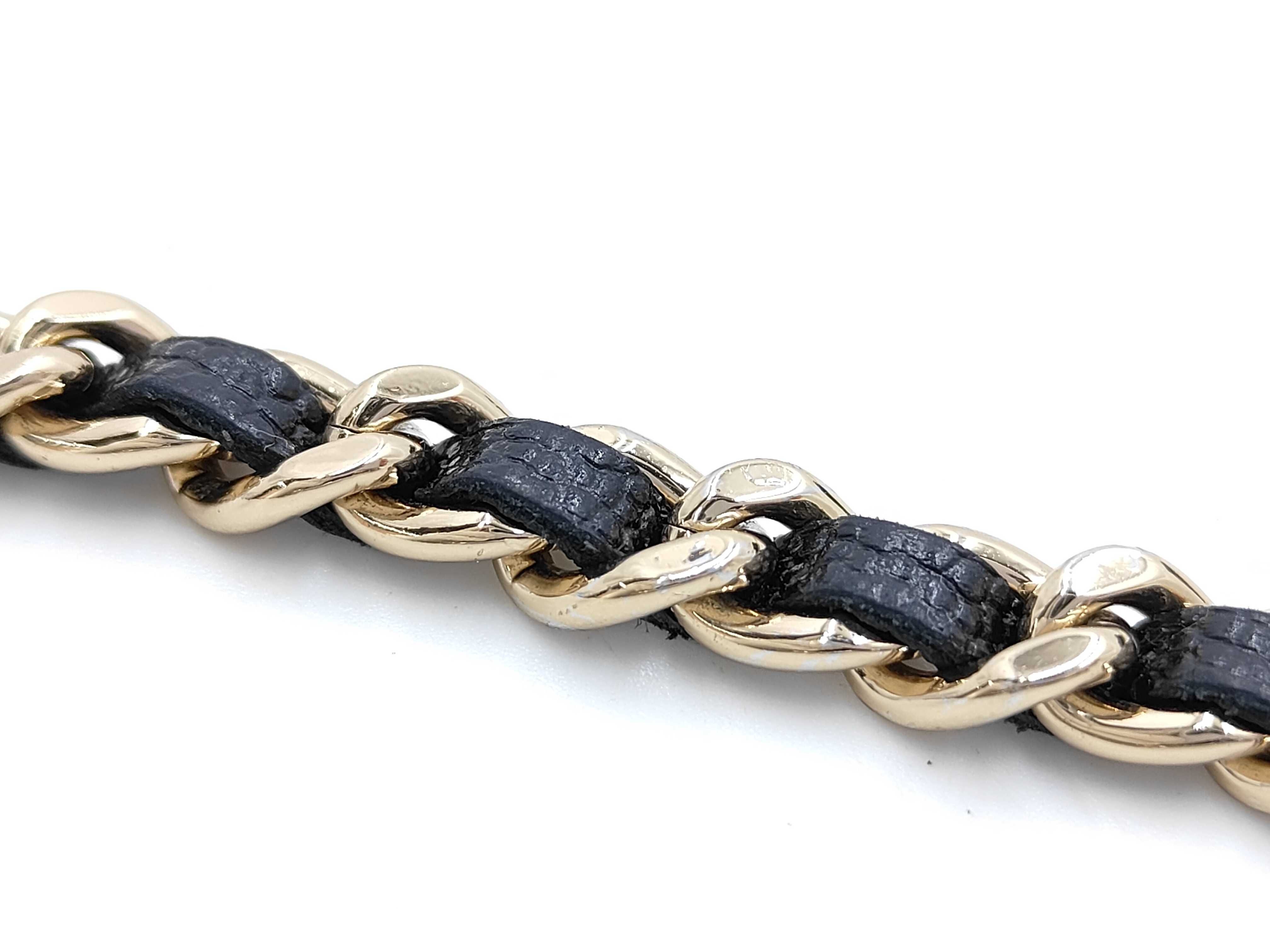 Matelassé Chain Shoulder Pouch, Black Caviar Leather, Gold Hardware, Shoulder Bag — view 4