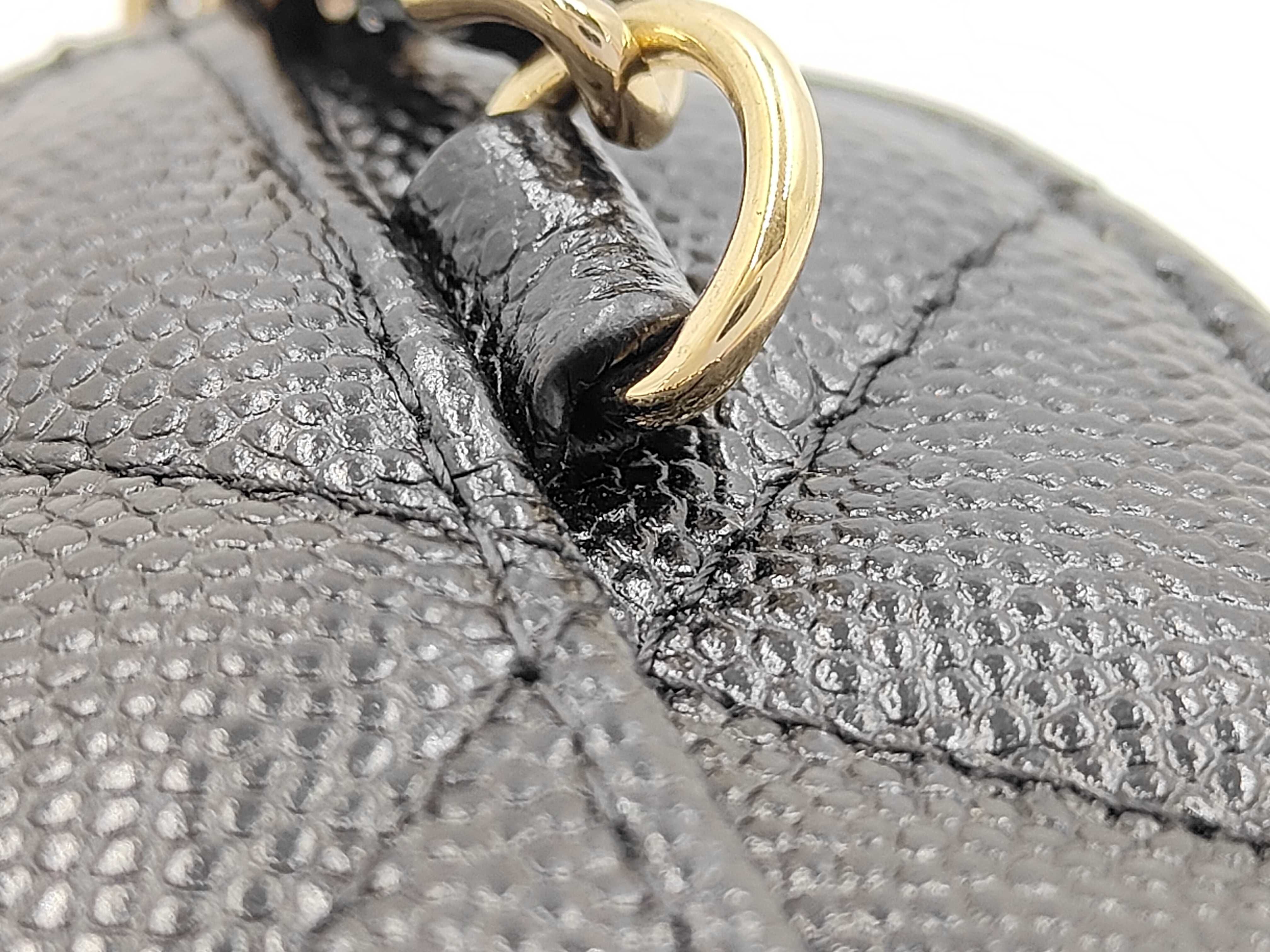 Matelassé Chain Shoulder Pouch, Black Caviar Leather, Gold Hardware, Shoulder Bag — view 5