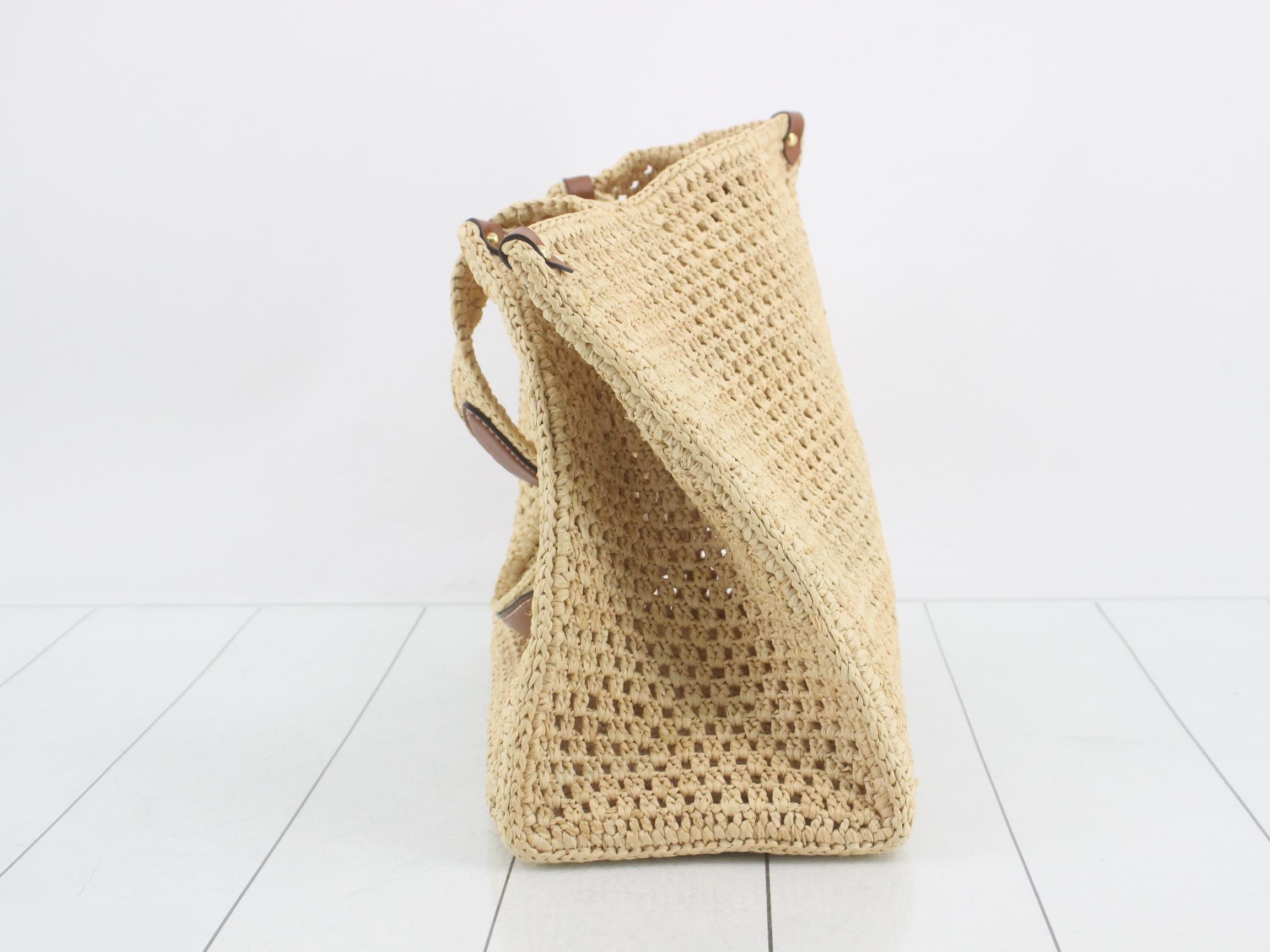 LV by the Pool OnTheGo MM Raffia Tote Bag — view 3