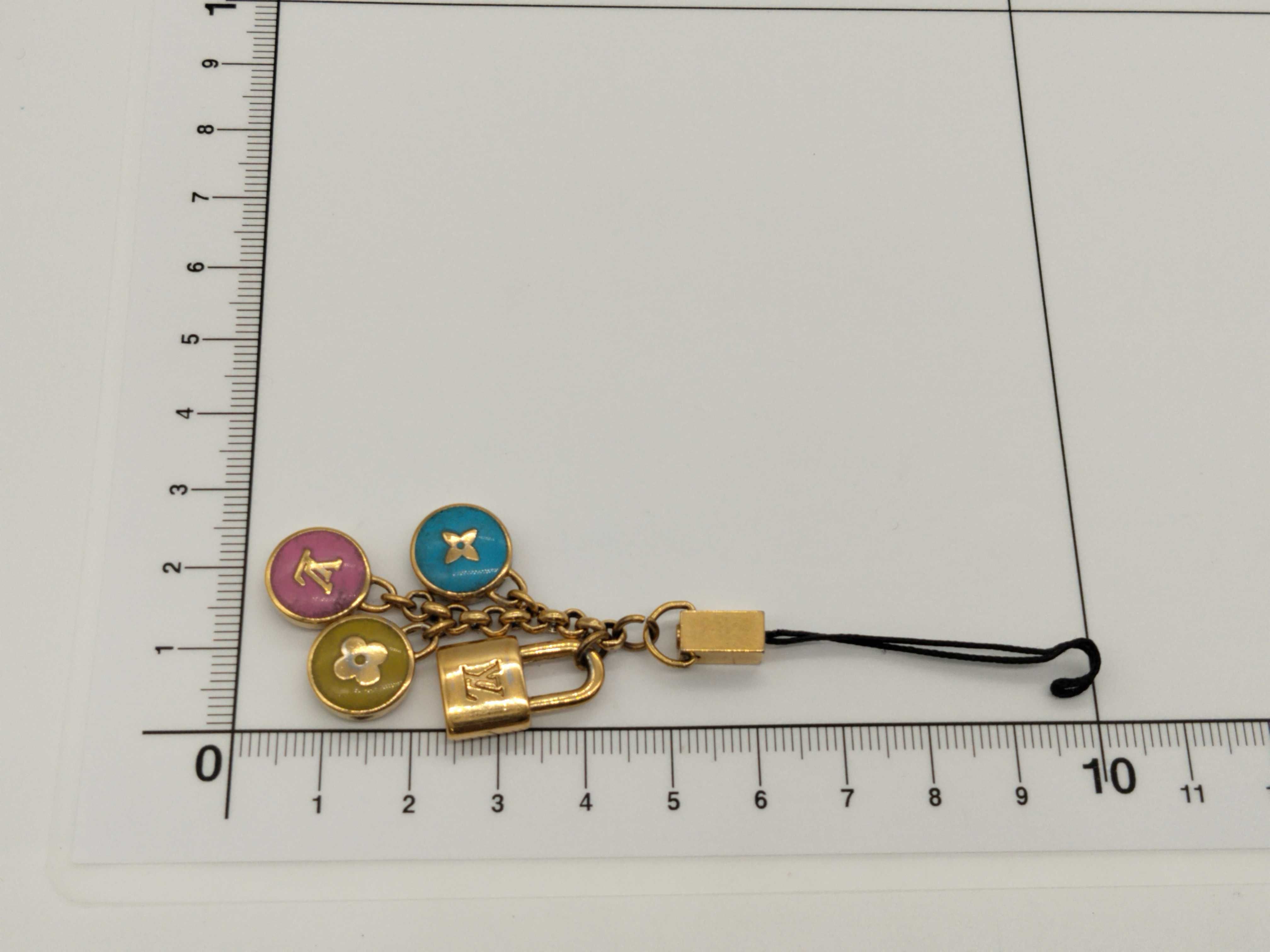 Bijou Telephone Pastille / M65388 / Charm — view 2
