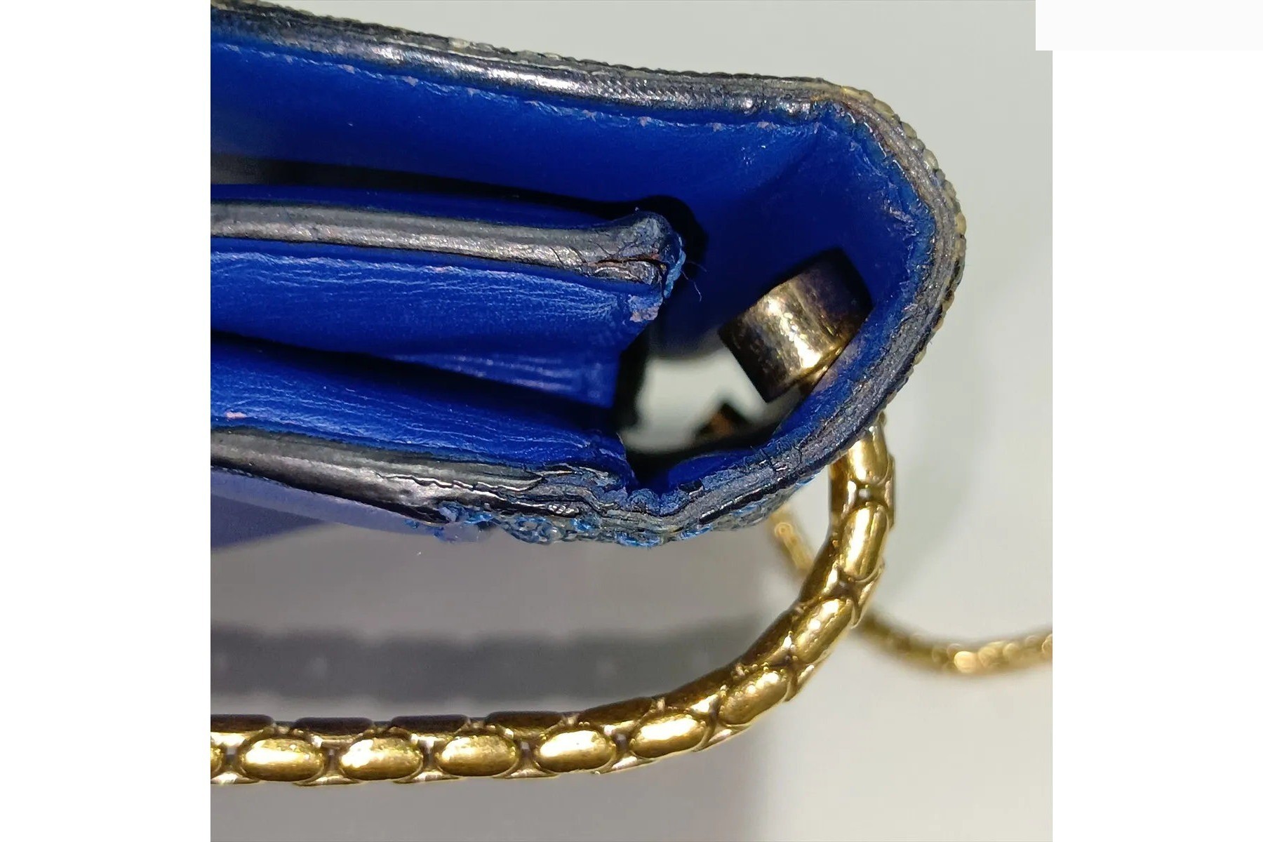 Serpenti Stingray Leather Shoulder Bag — view 8