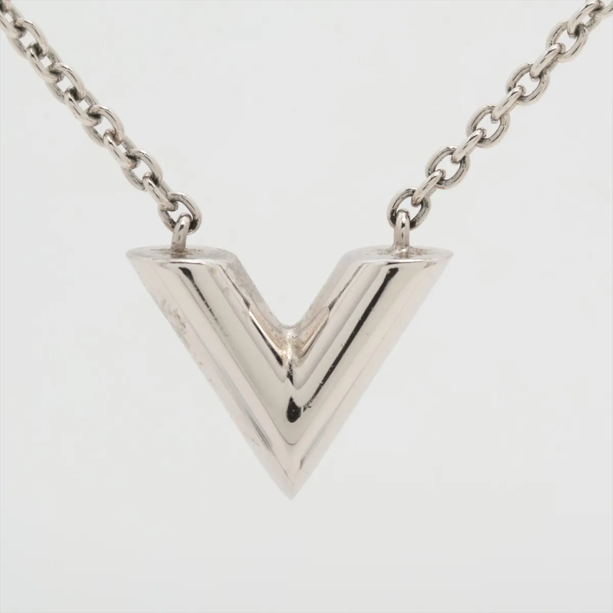 M63197 Necklace Essential V LE1118 Necklace GP Silver — view 2