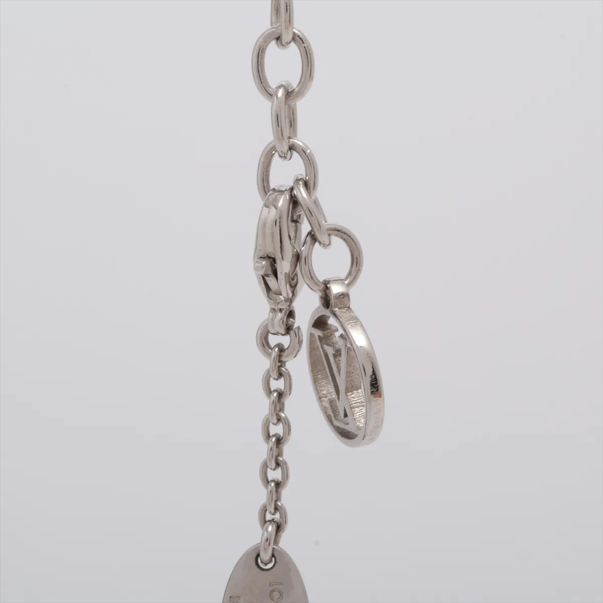 M63197 Necklace Essential V LE1118 Necklace GP Silver — view 3