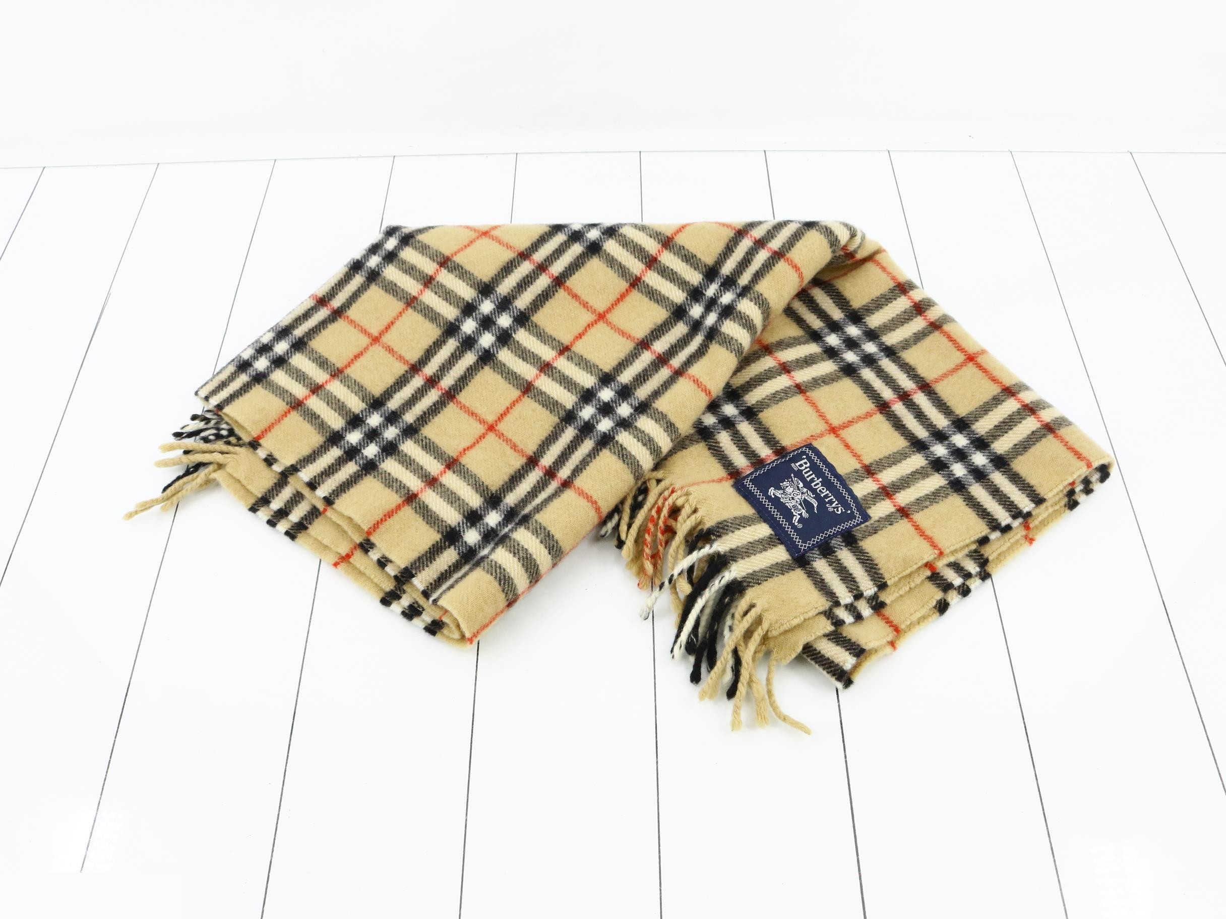 Other items: accessories, shawls (lap blankets) — view 2