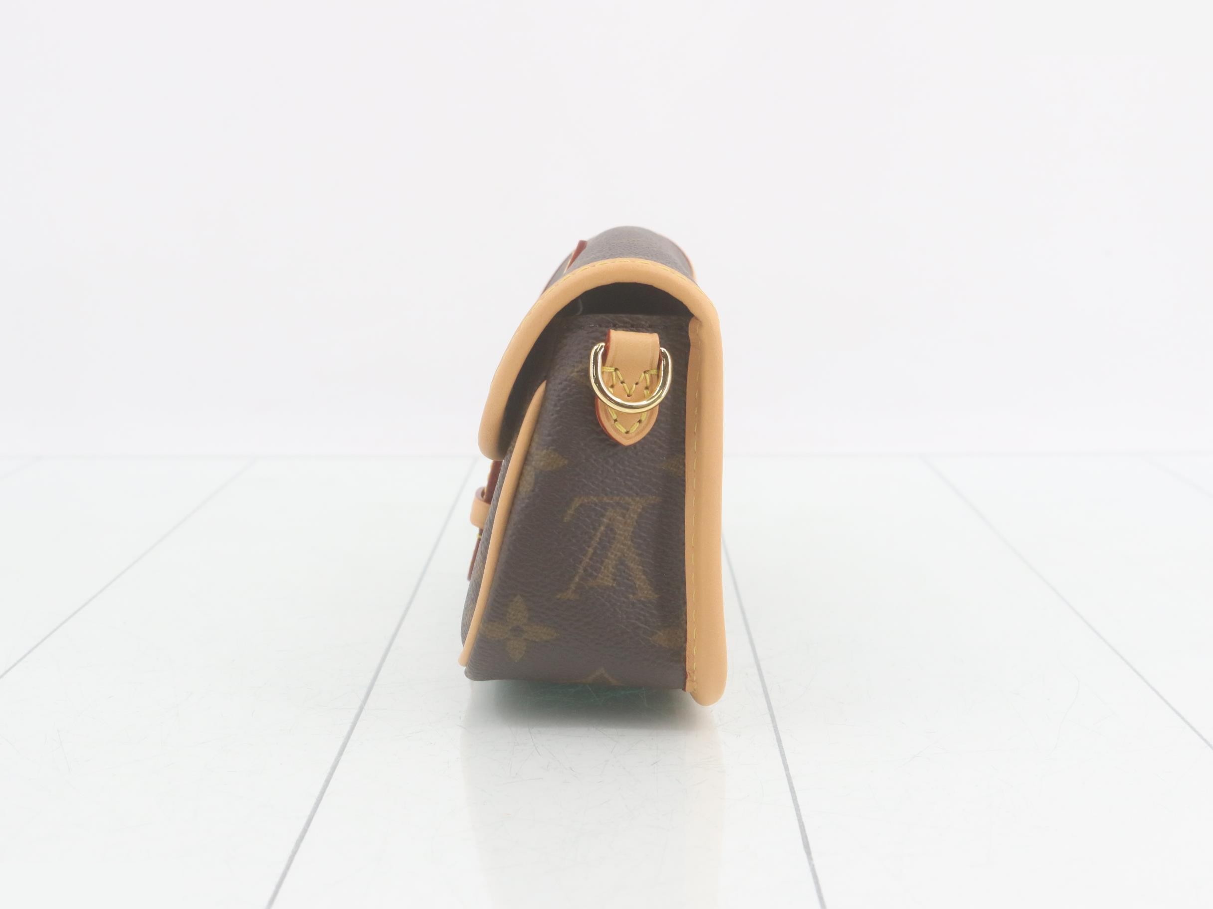 Nanodiane Monogram RFID detected — view 3
