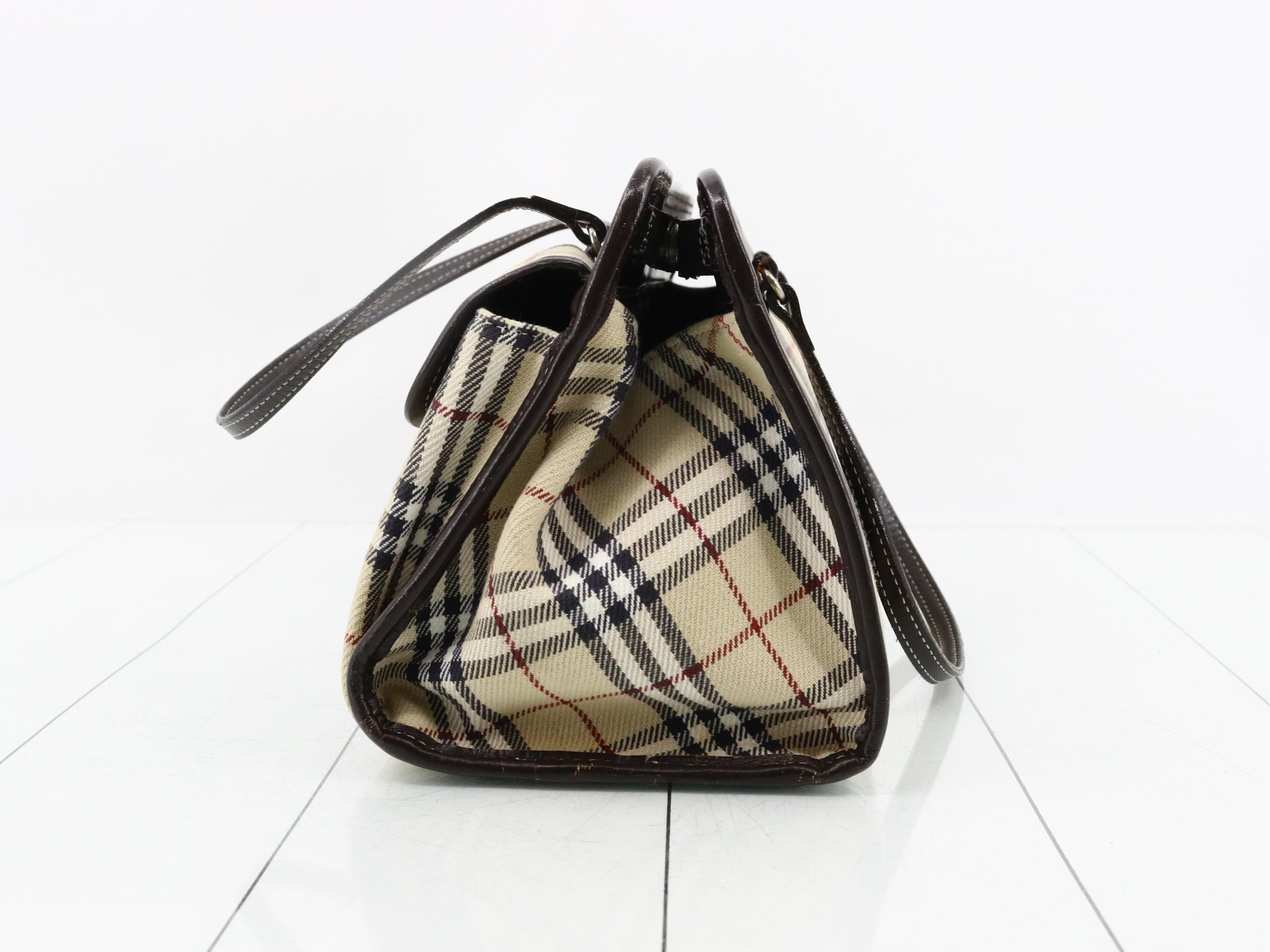 Other lines: Nova Check bags and tote bags — view 3