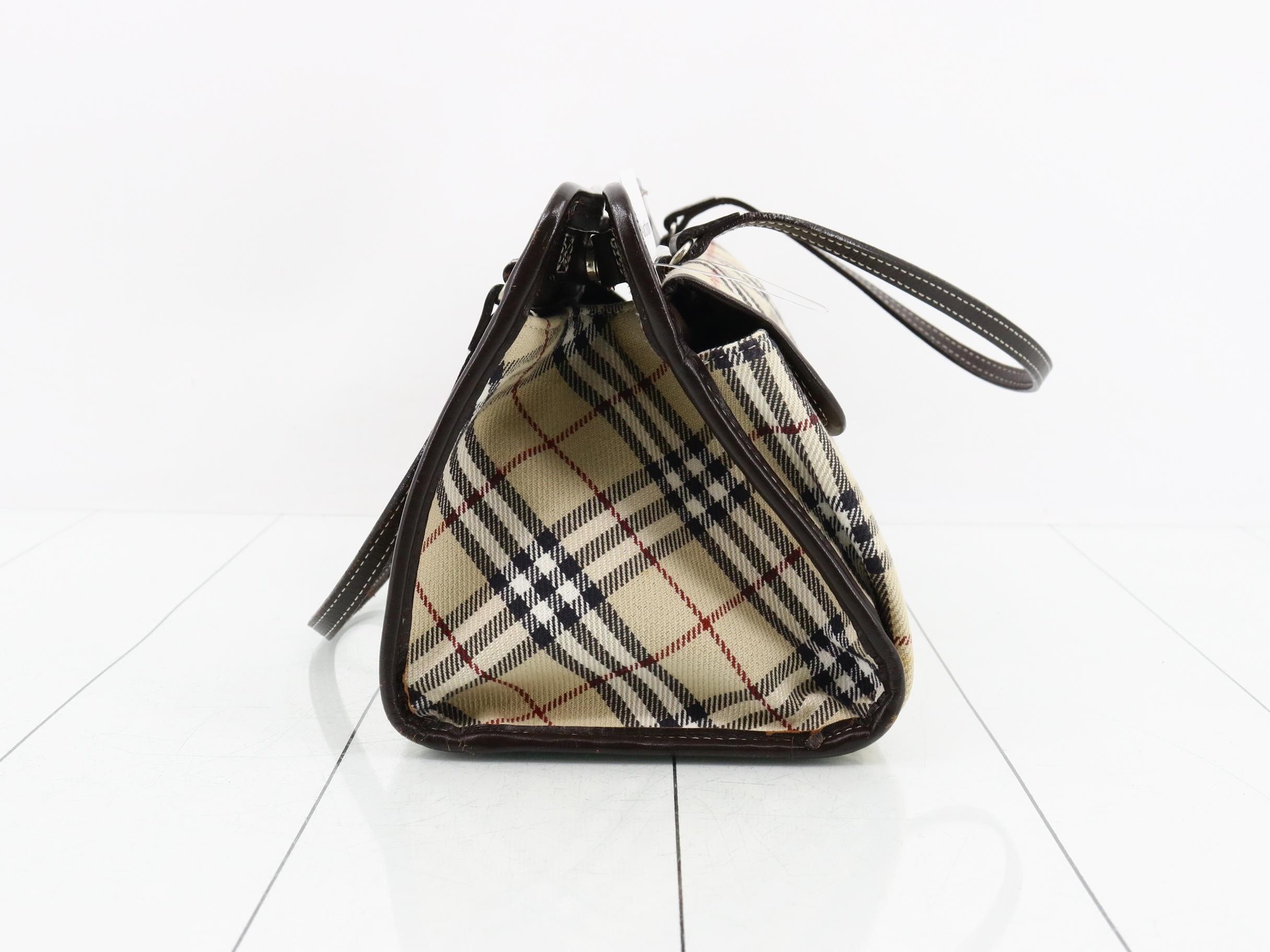 Other lines: Nova Check bags and tote bags — view 4