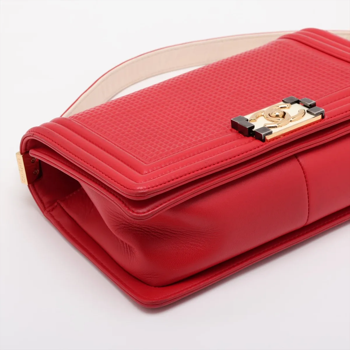 Boy Chanel 25 Leather Chain Shoulder Bag, Red with Gold Hardware, 18991032, Serial Number 18-series, A67086 — view 4