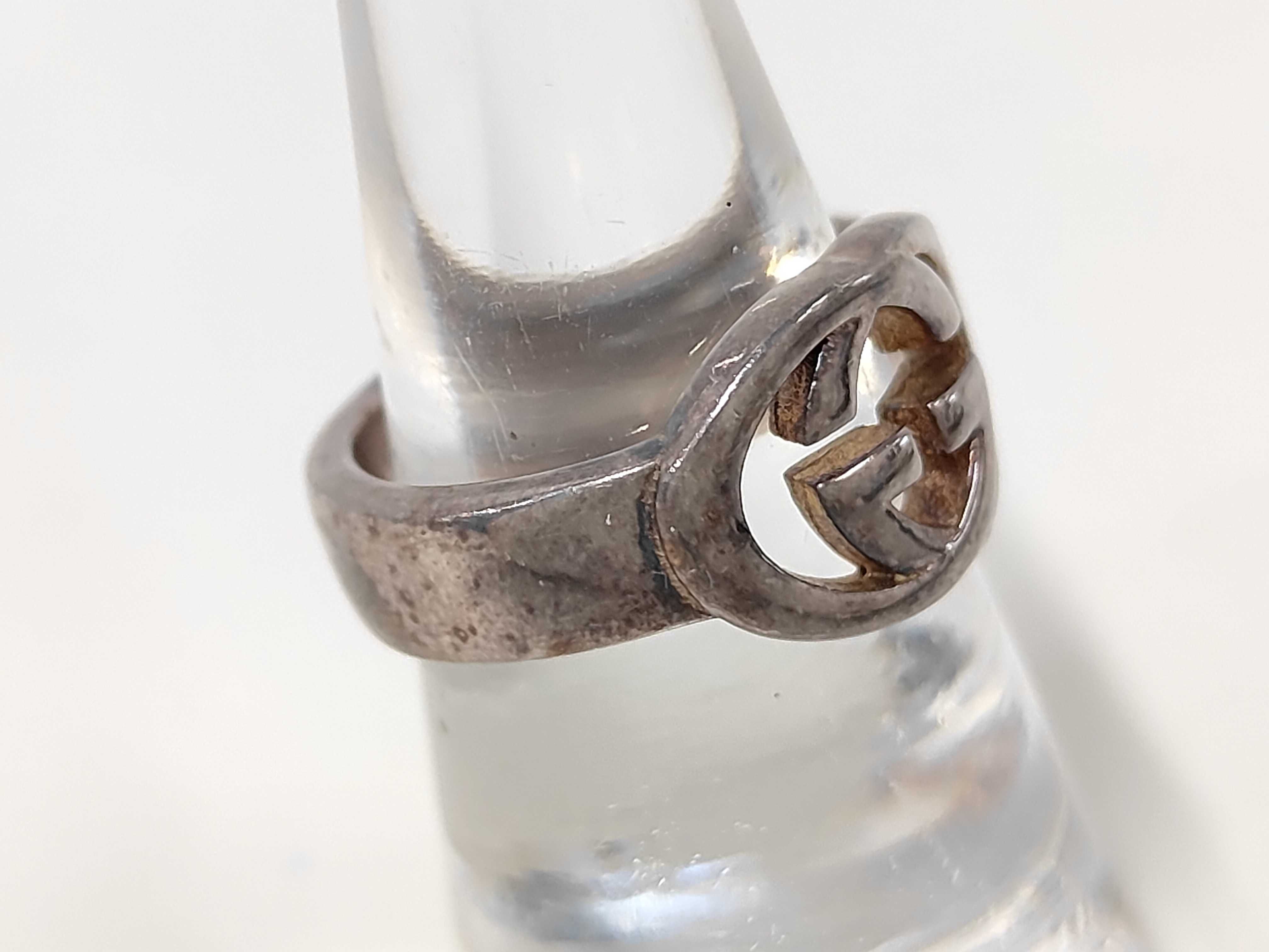 Interlocking G / Ring / SV Ring — view 3