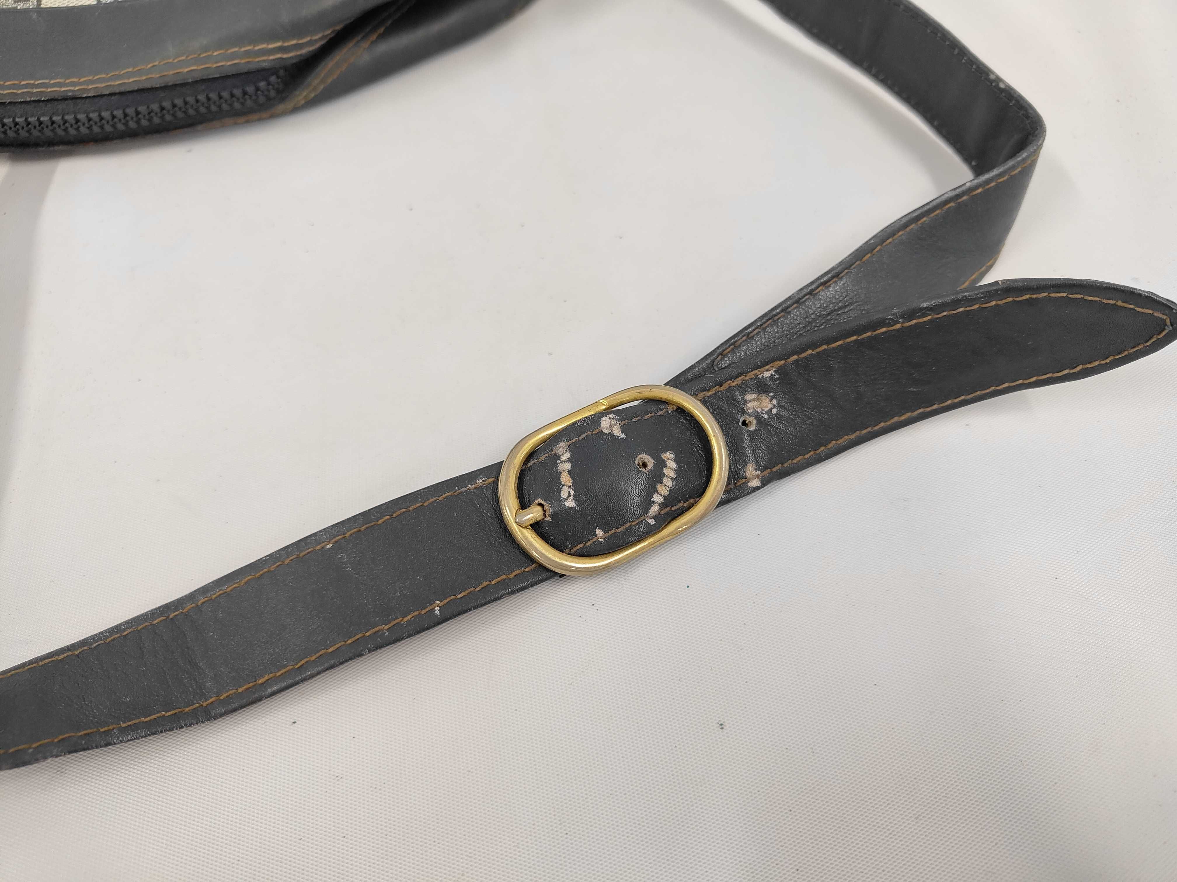 Old Gucci GG Supreme Shoulder Bag — view 4