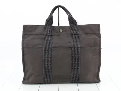 Aile Line MM Tote Bag