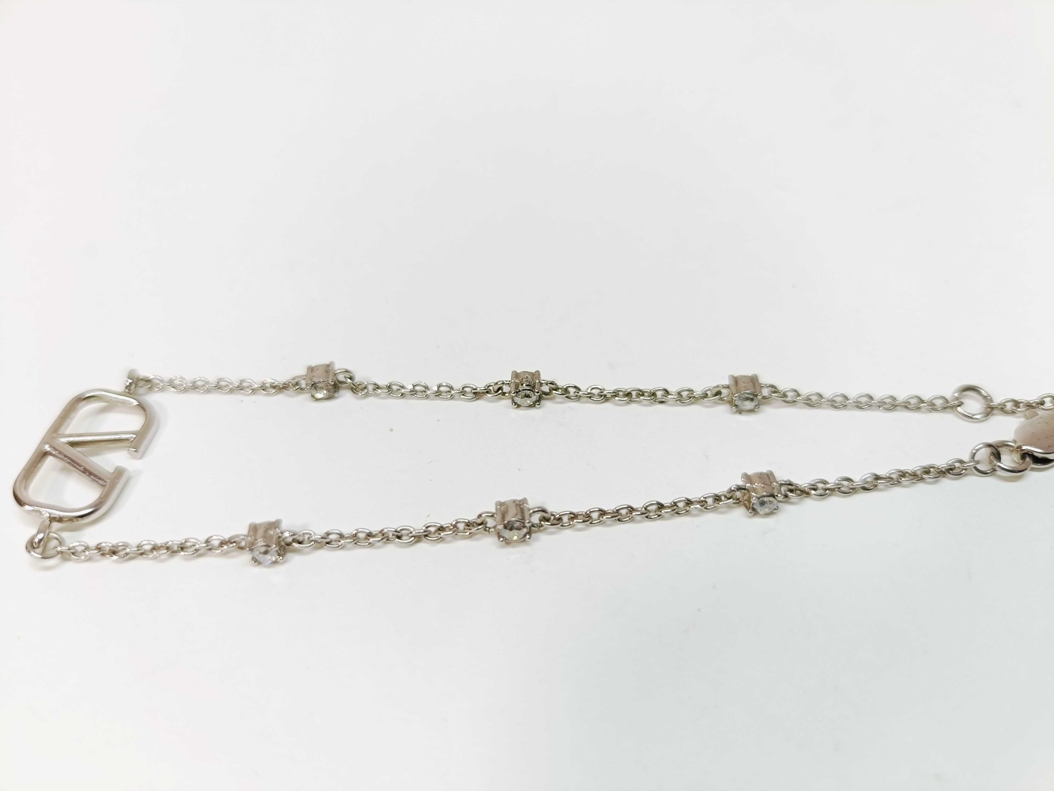 V-logo bracelet with box. Bracelet/Bangle. — view 10
