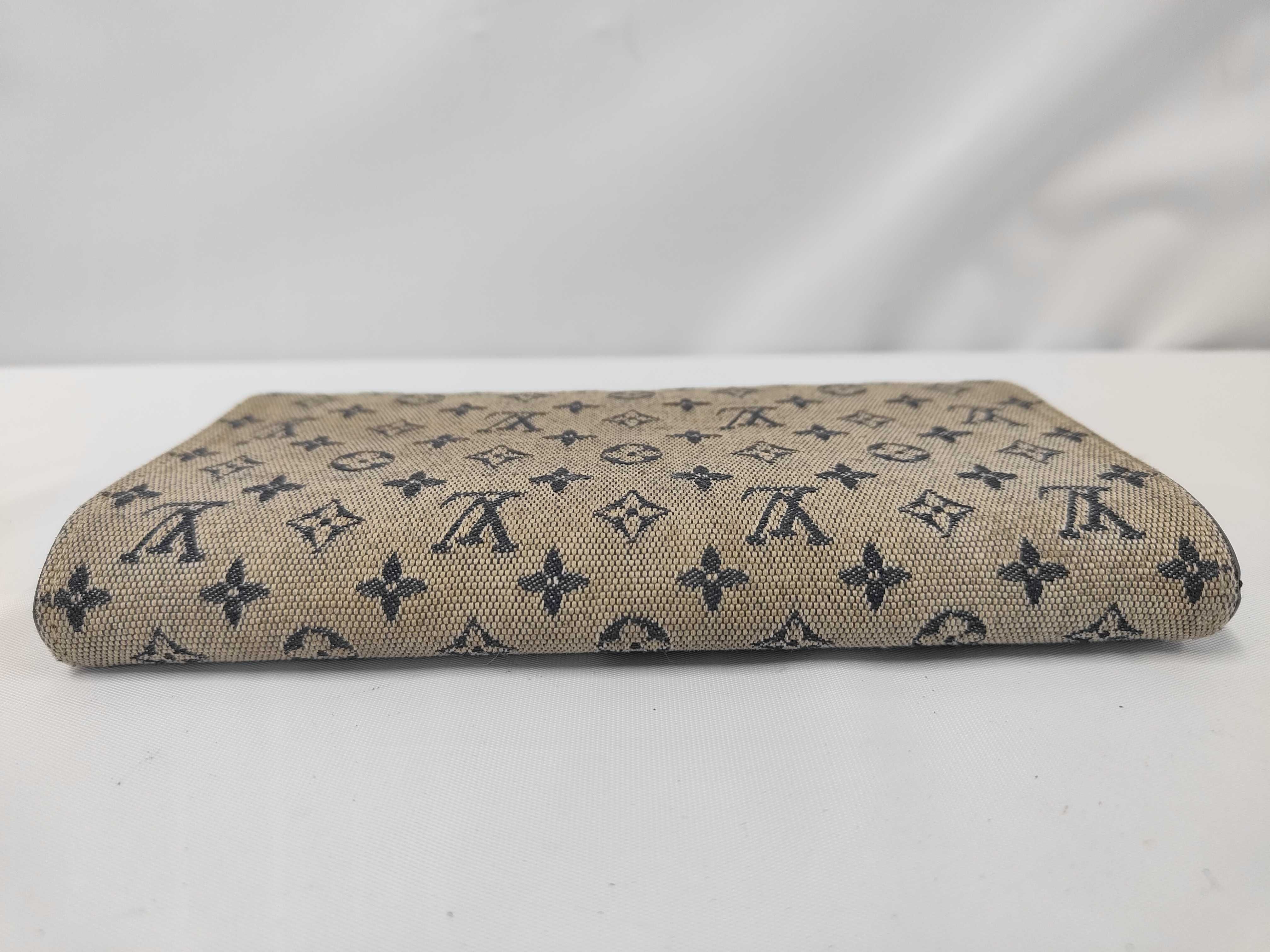 M92442 Monogram Mini Portefeuille Tresor International Wallet — view 4