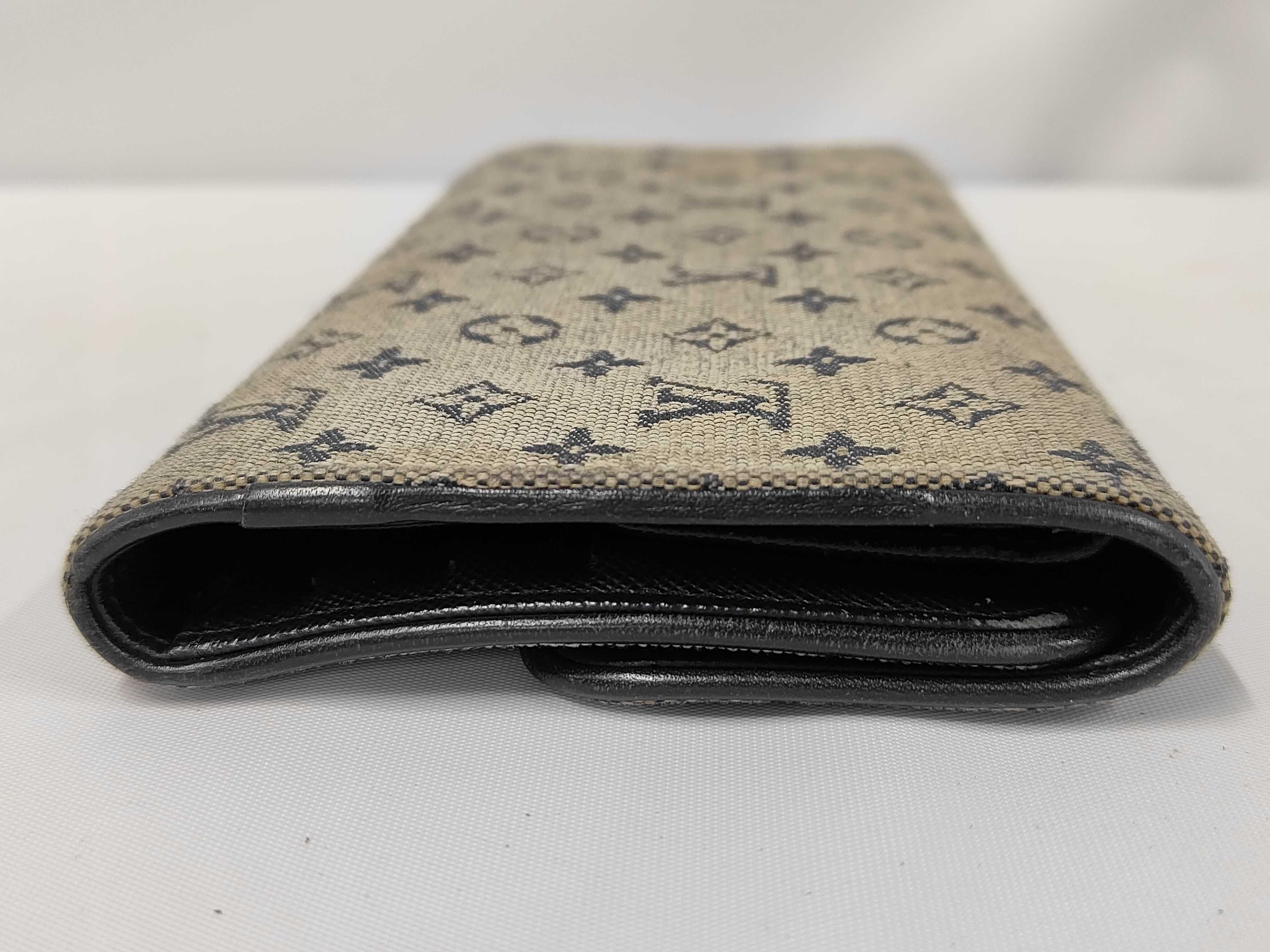 M92442 Monogram Mini Portefeuille Tresor International Wallet — view 5