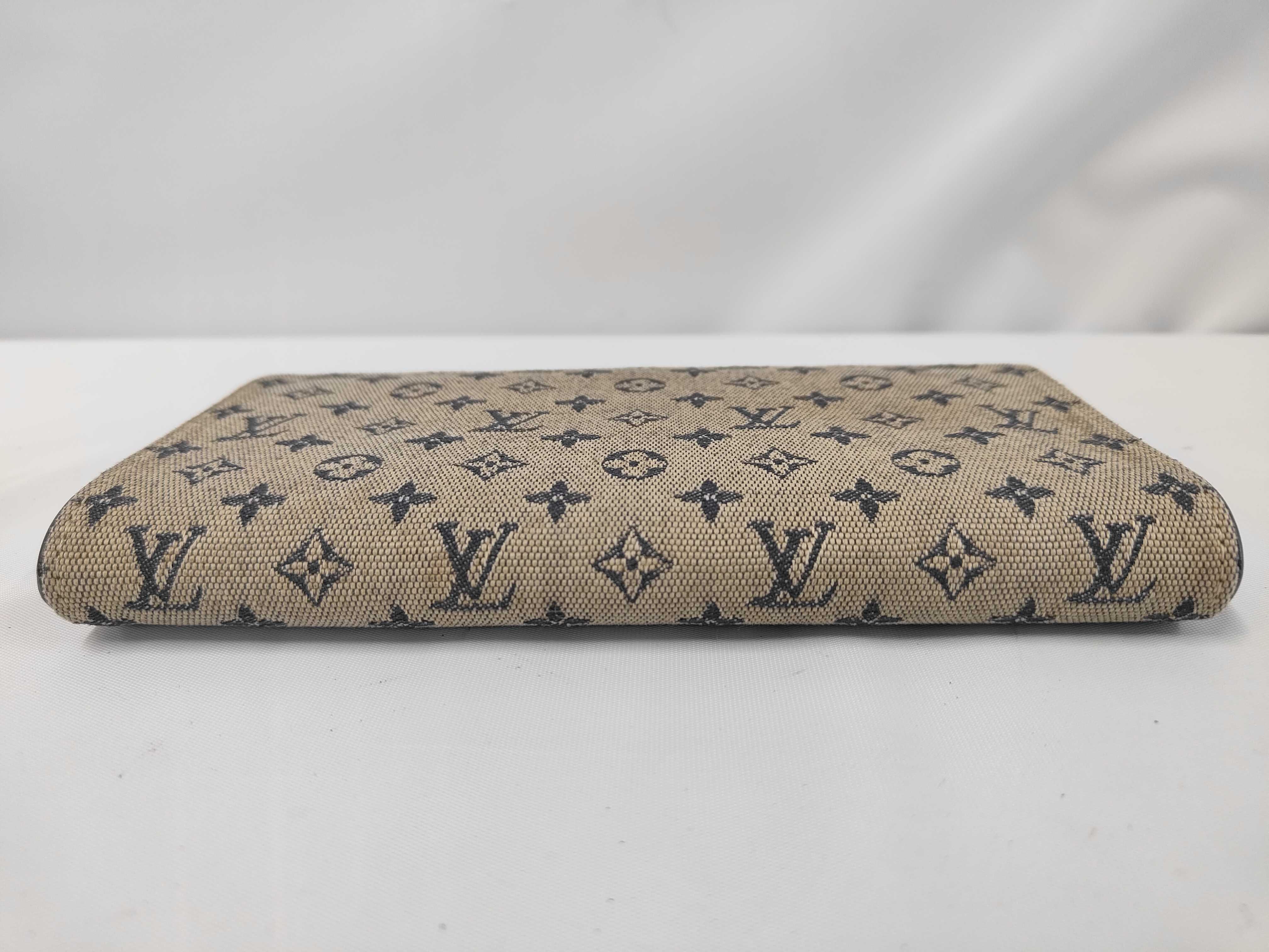 M92442 Monogram Mini Portefeuille Tresor International Wallet — view 6