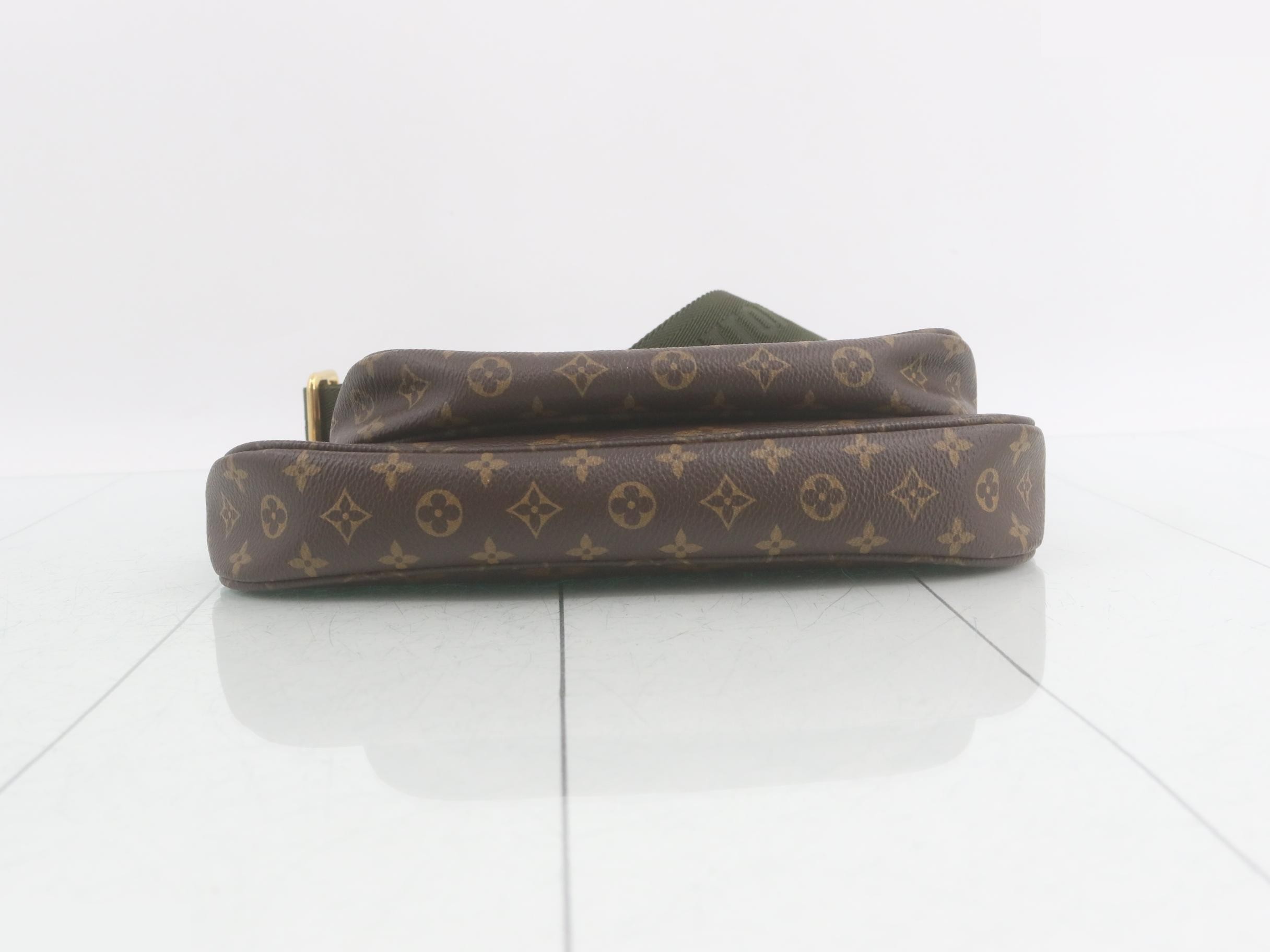 Monogram Multi Pochette Accessoires 2-Way Shoulder Bag — view 3