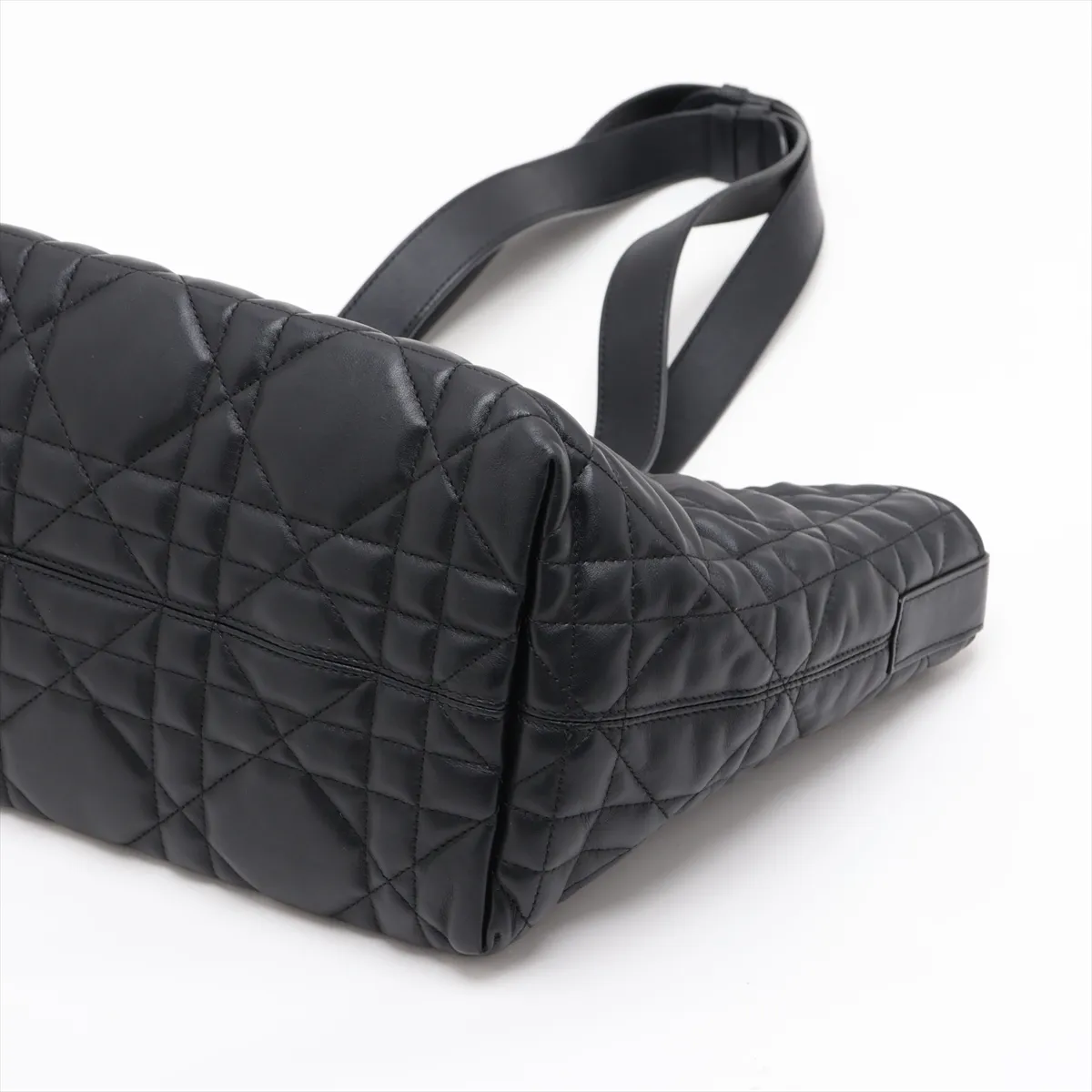 Macro Cannage Toujours Leather Handbag, Black — view 3