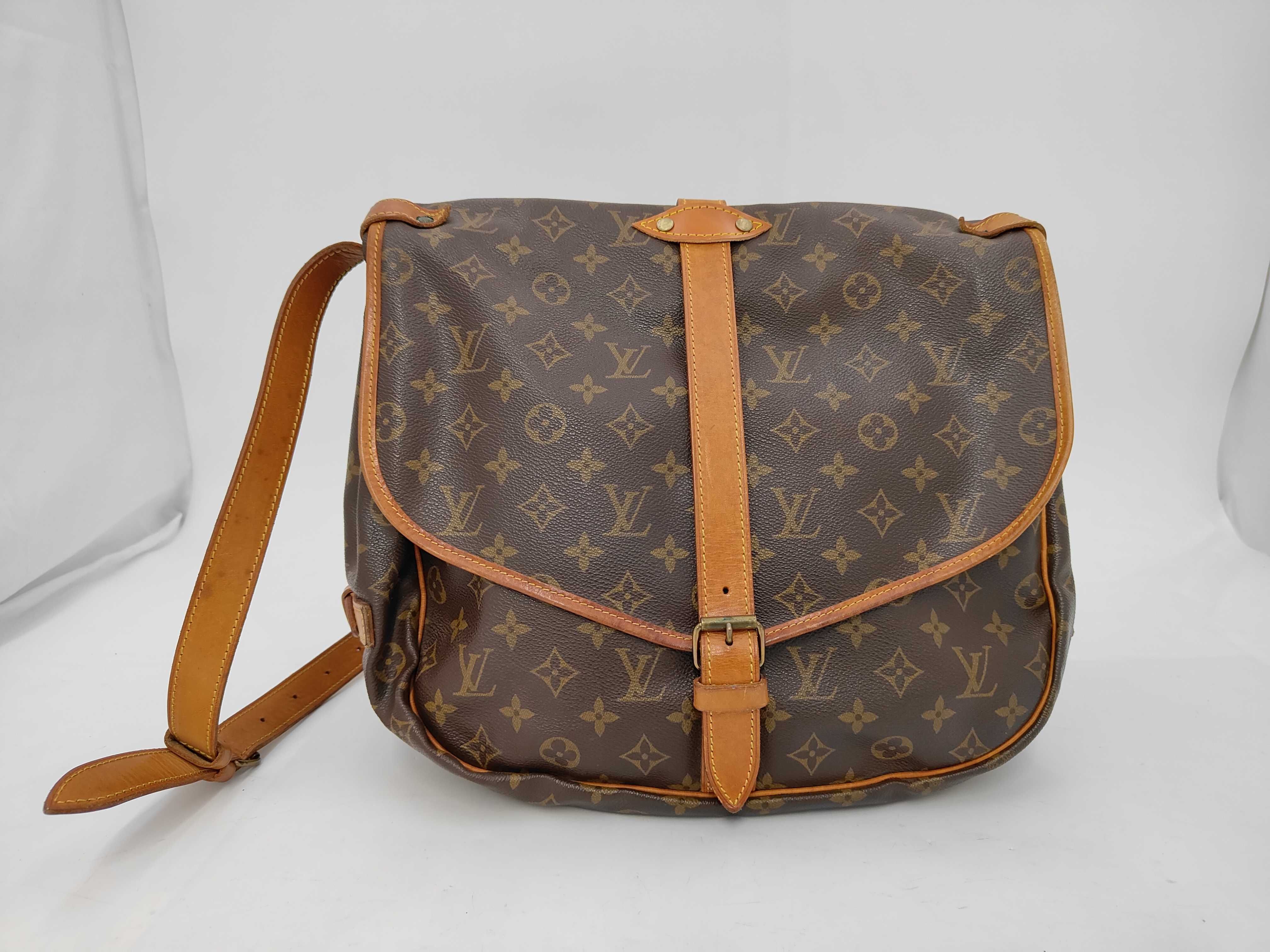 M42254 Monogram Saumur 35 Shoulder Bag