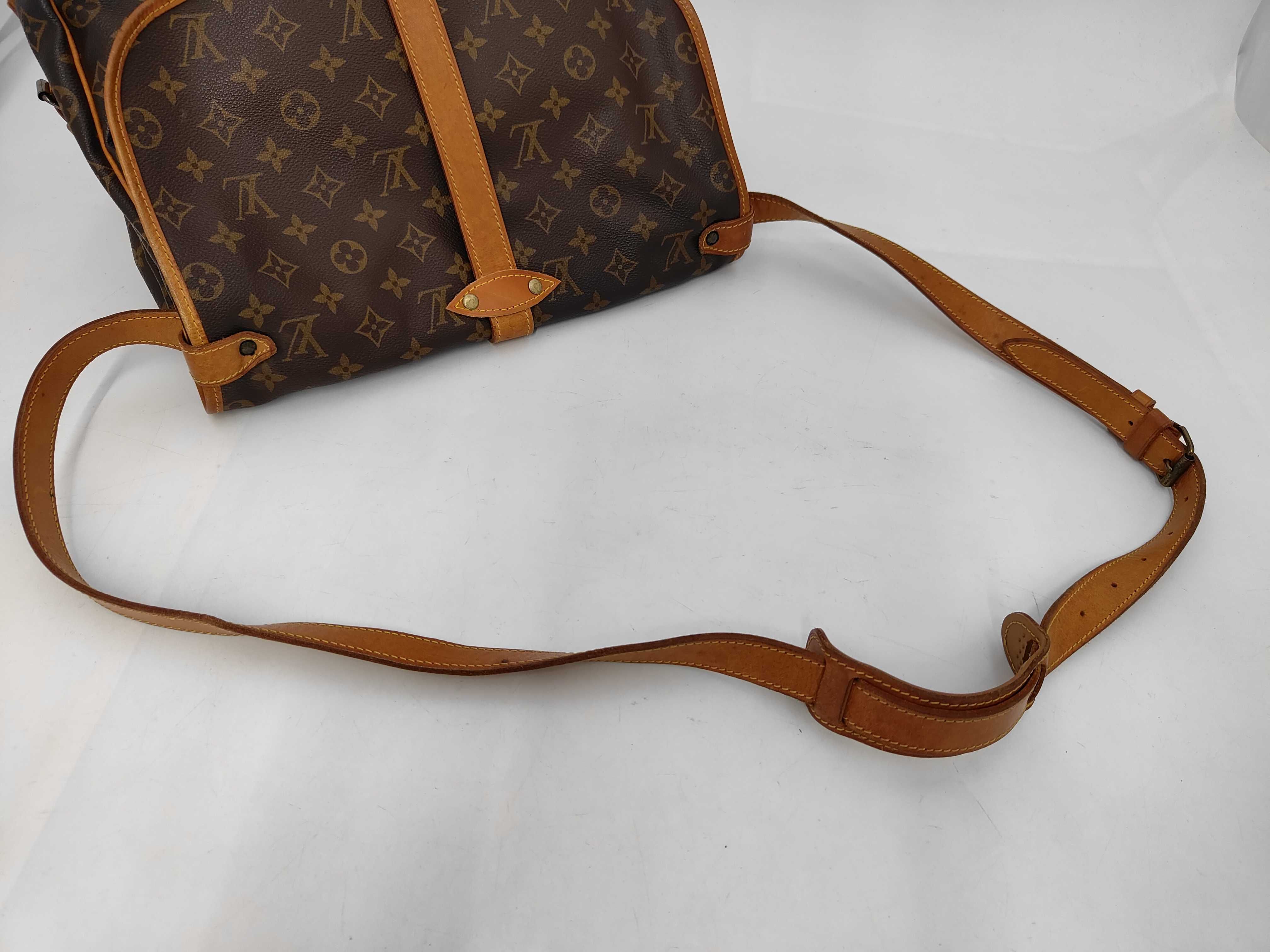 M42254 Monogram Saumur 35 Shoulder Bag — view 3