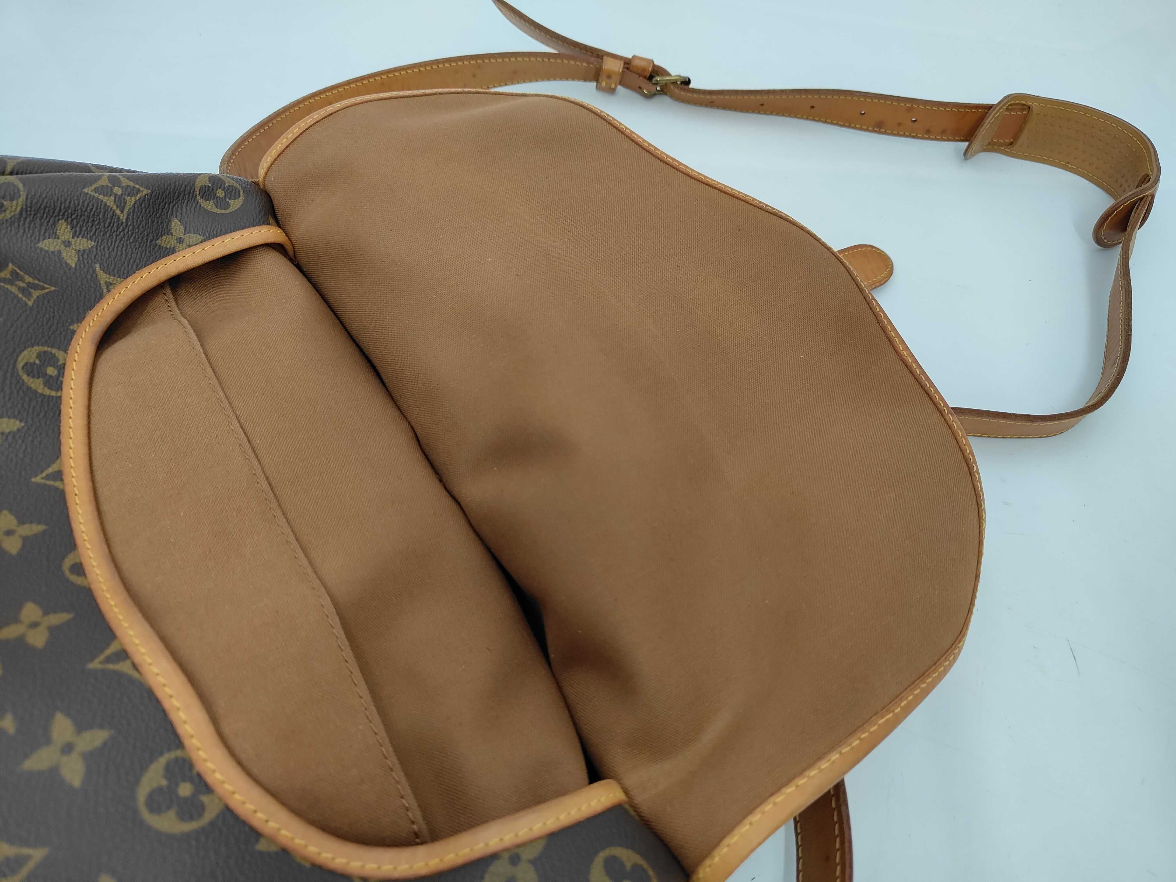 M42254 Monogram Saumur 35 Shoulder Bag — view 8