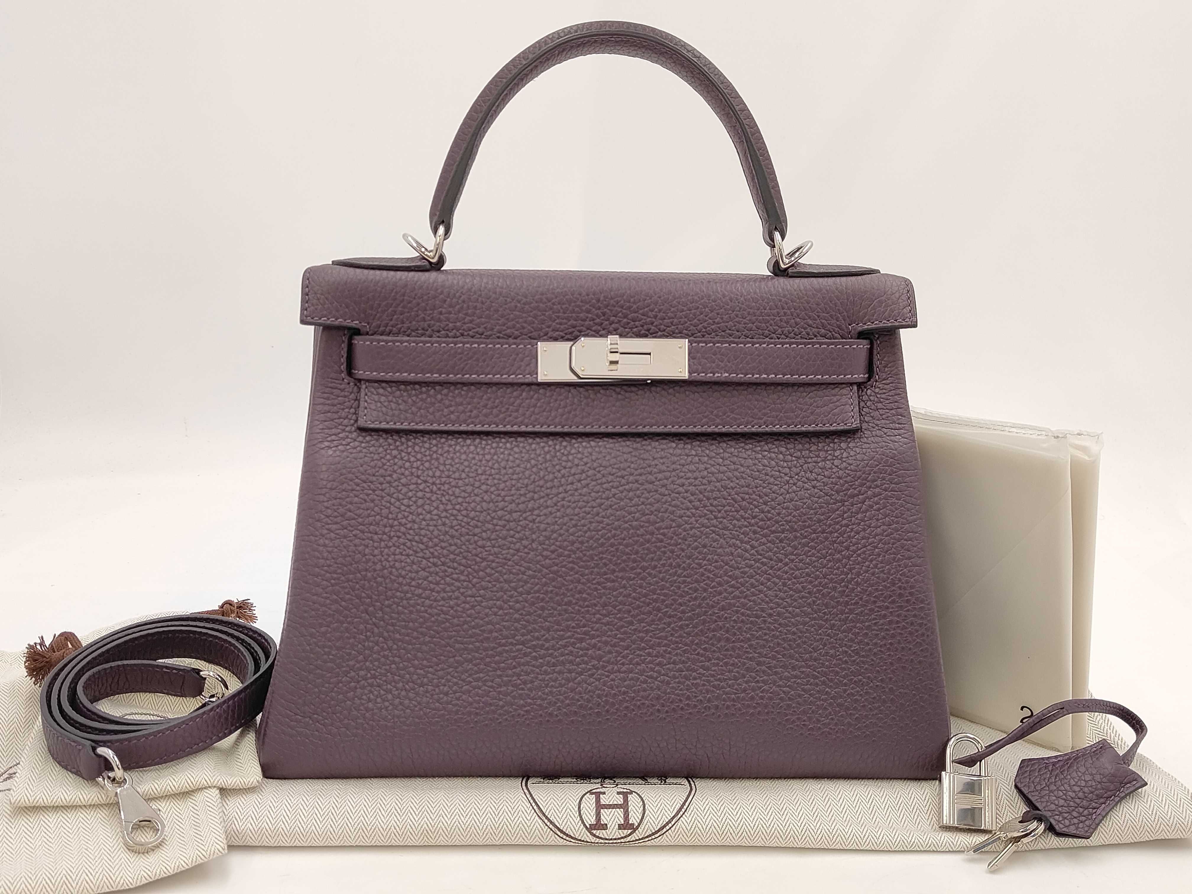 Kelly 28 Togo Raisin Silver Hardware D Stamp Handbag